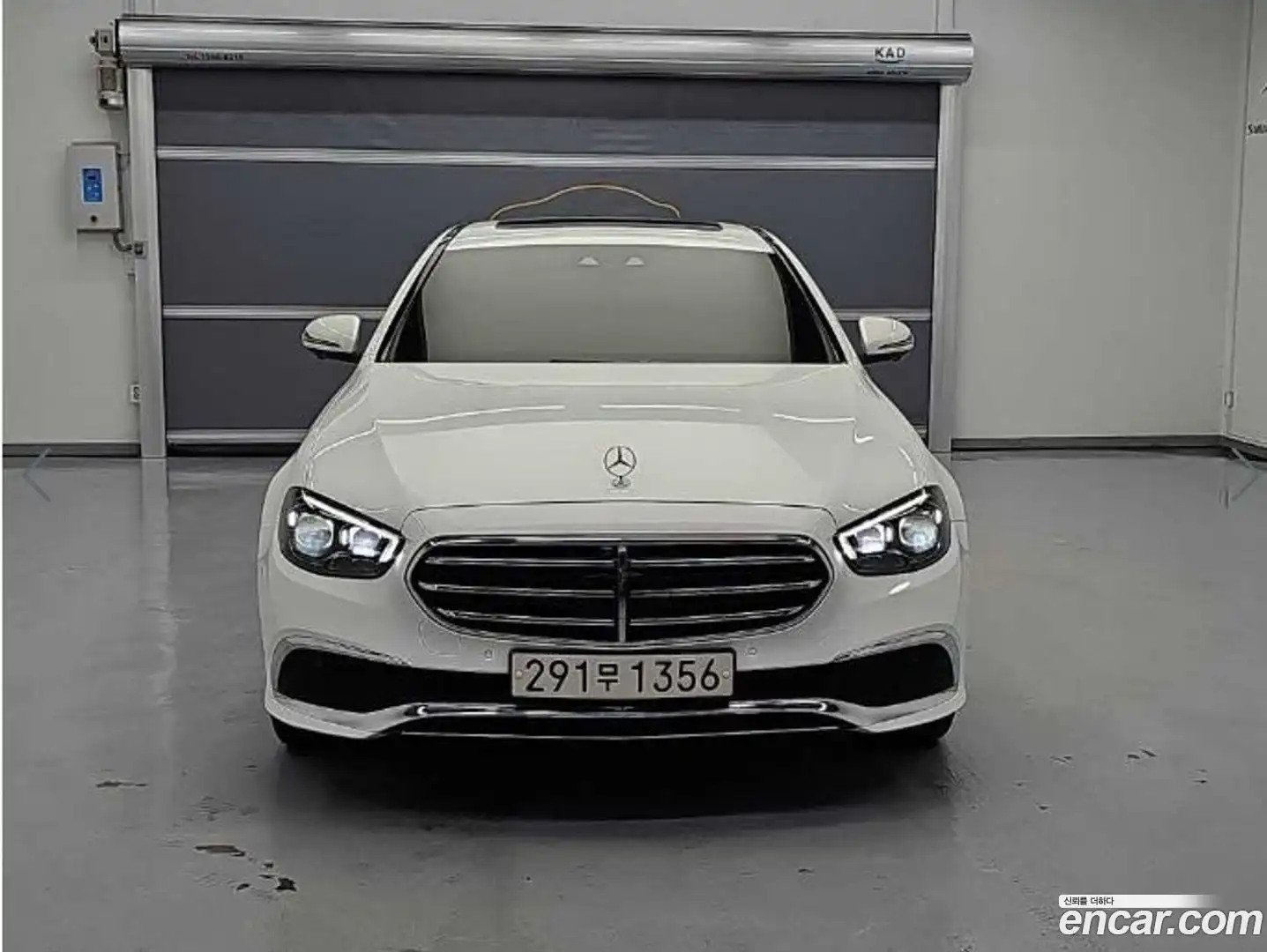 E-Class Mercedes-Benz 2022.6-OUTER-002
