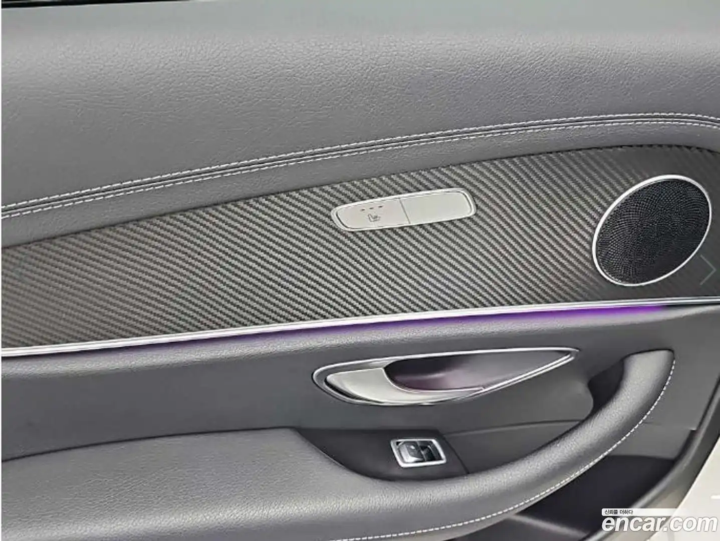 E-Class Mercedes-Benz 2022.6-OPTION-017