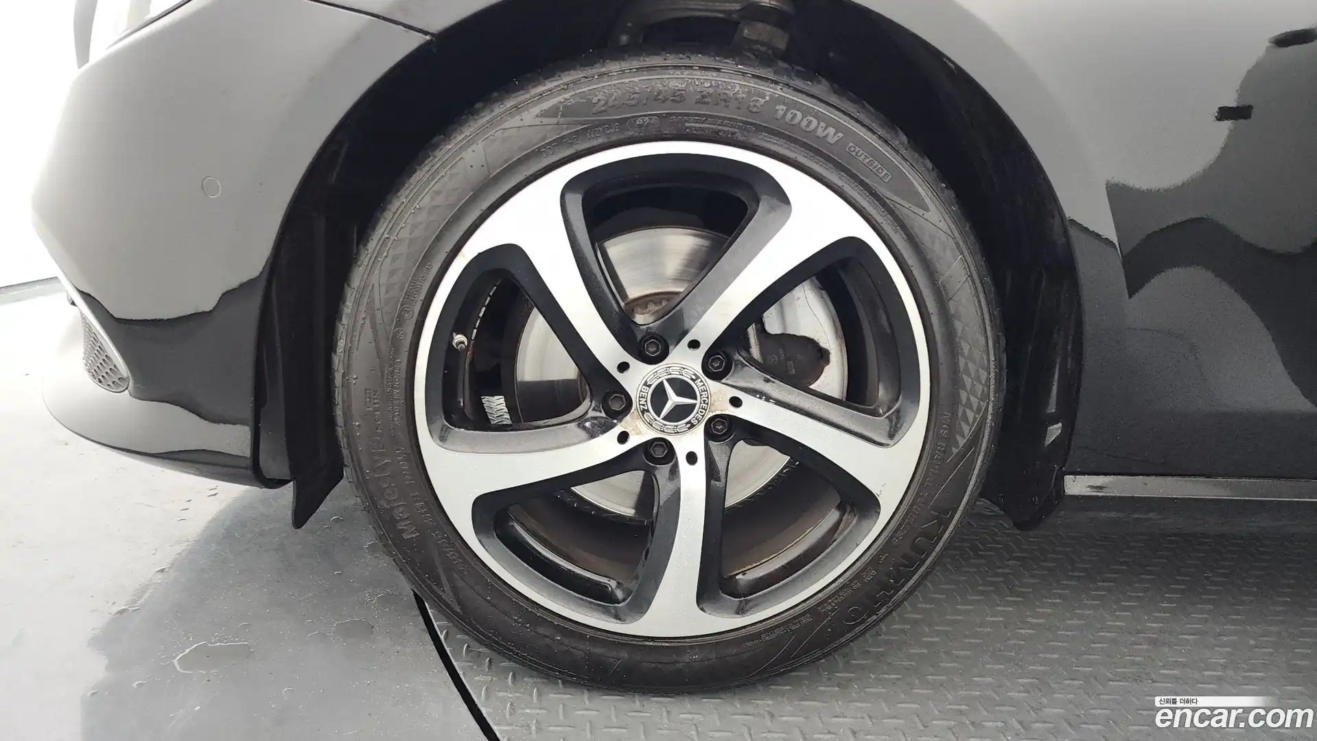 E-Class Mercedes-Benz 2020.5-OUTER-005