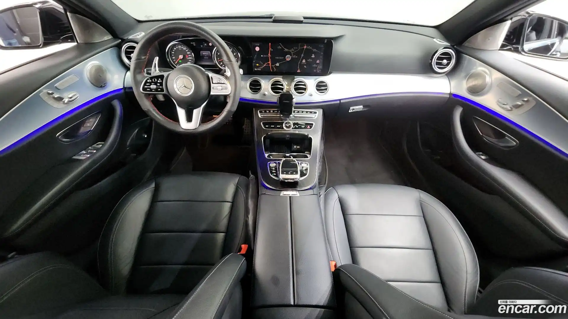 E-Class Mercedes-Benz 2020.5-INNER-007