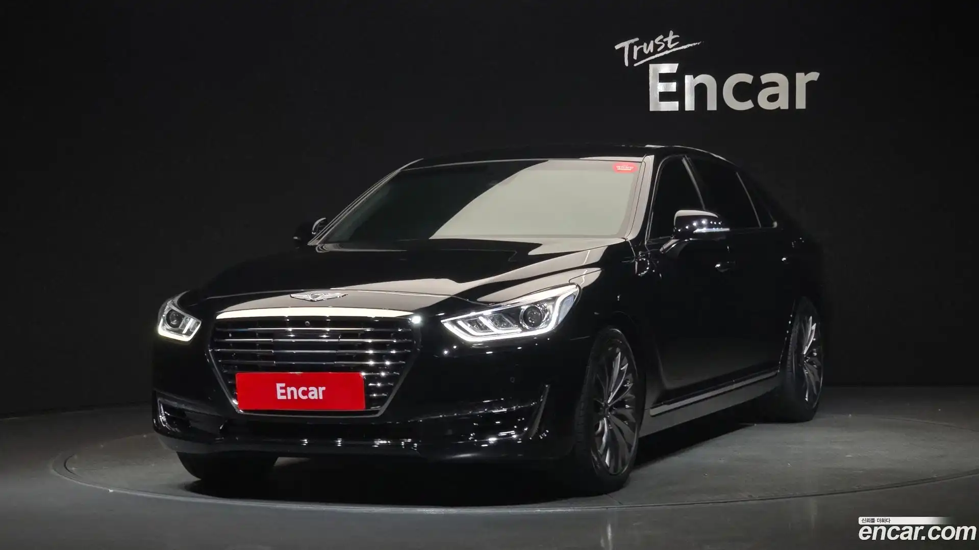 EQ900 Genesis 2016.6-OUTER-001