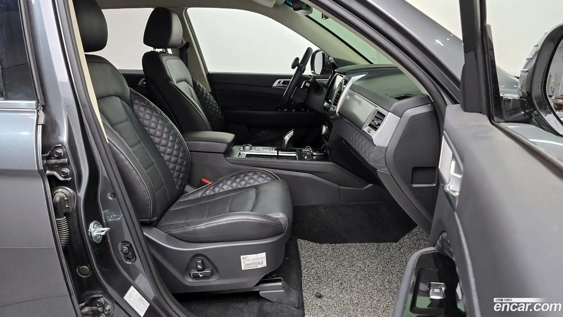 Rexton KG Mobility 2021.10-OPTION-015