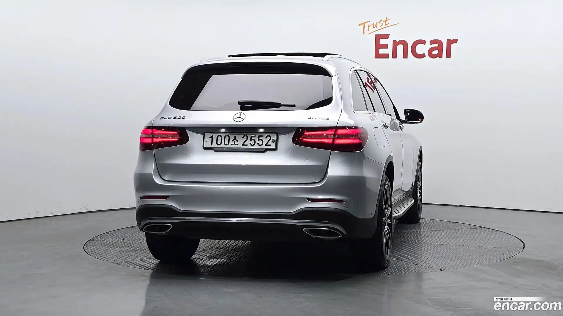 GLC-Class Mercedes-Benz 2019.10-OUTER-004