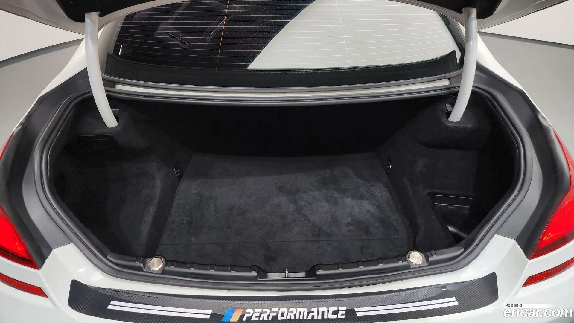 6-Series BMW 2016.4-OPTION-024