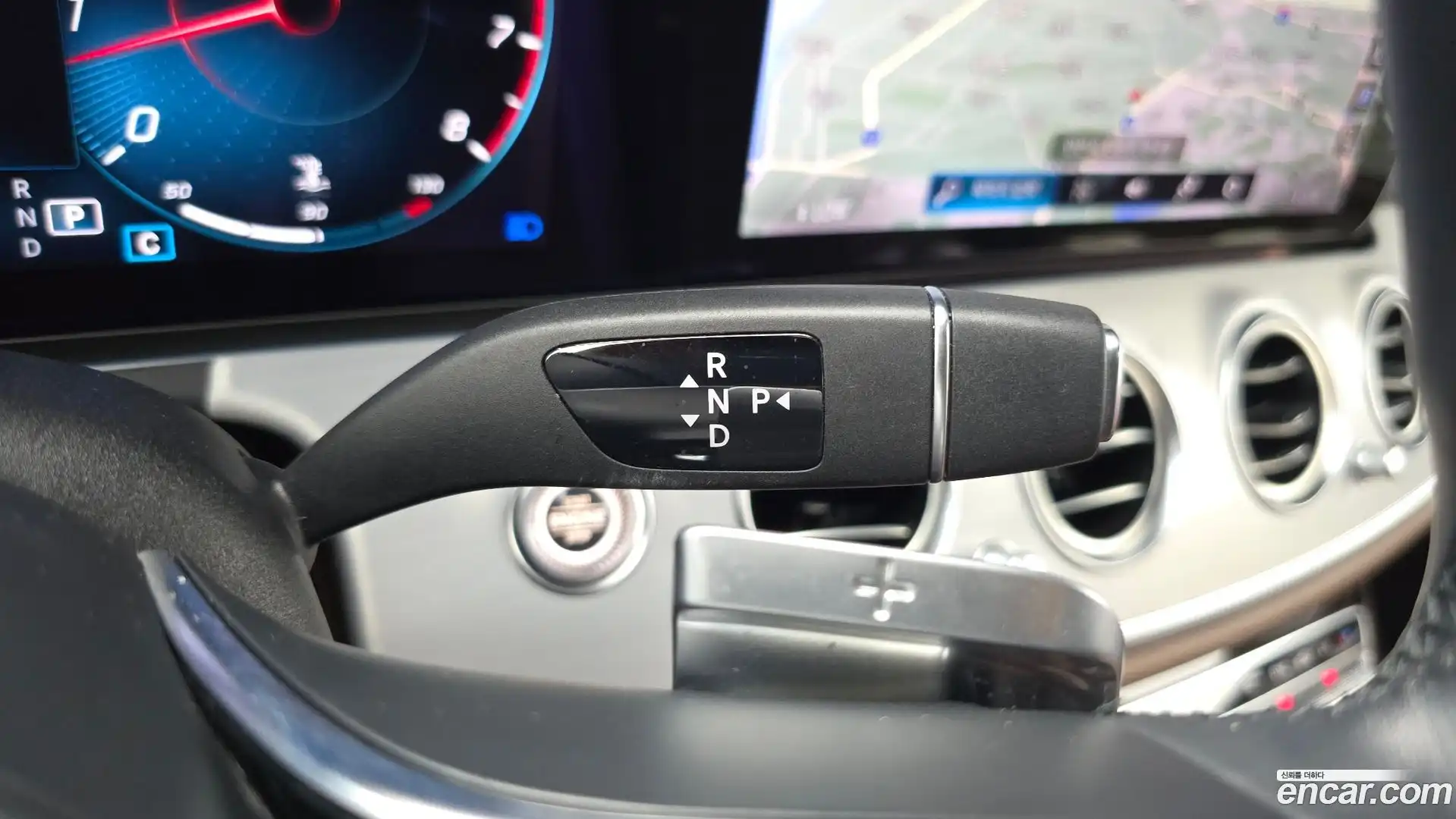 E-Class Mercedes-Benz 2021.4-INNER-009