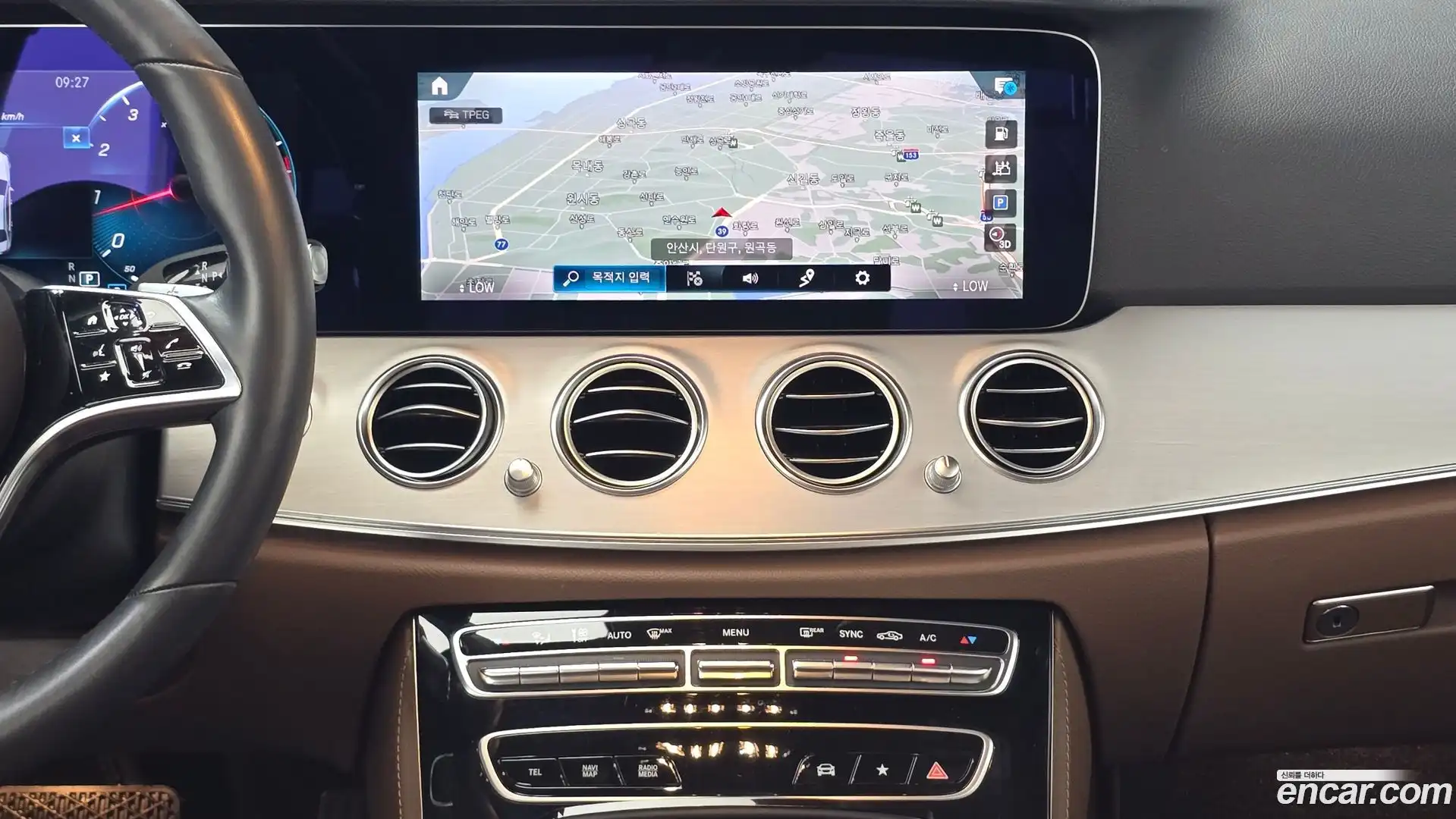 E-Class Mercedes-Benz 2021.4-OPTION-017