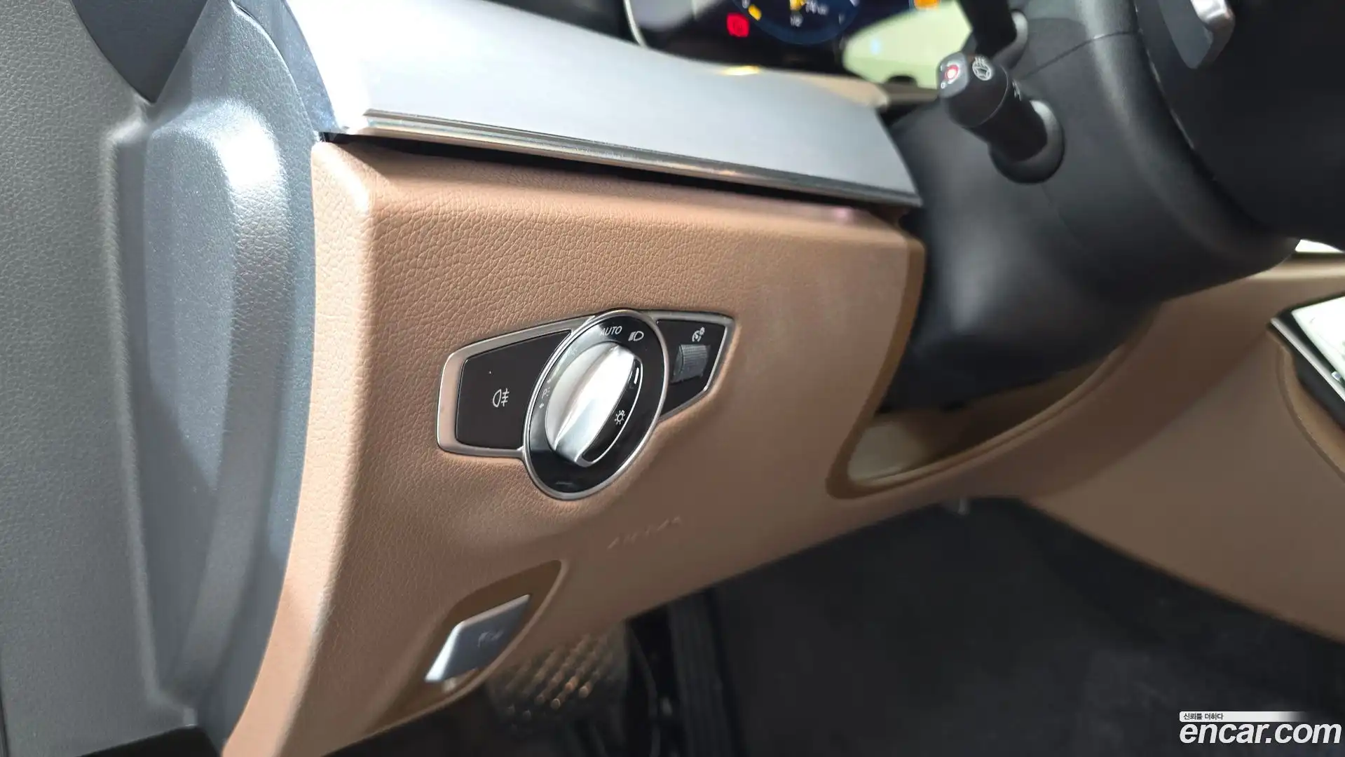 E-Class Mercedes-Benz 2021.4-OPTION-041