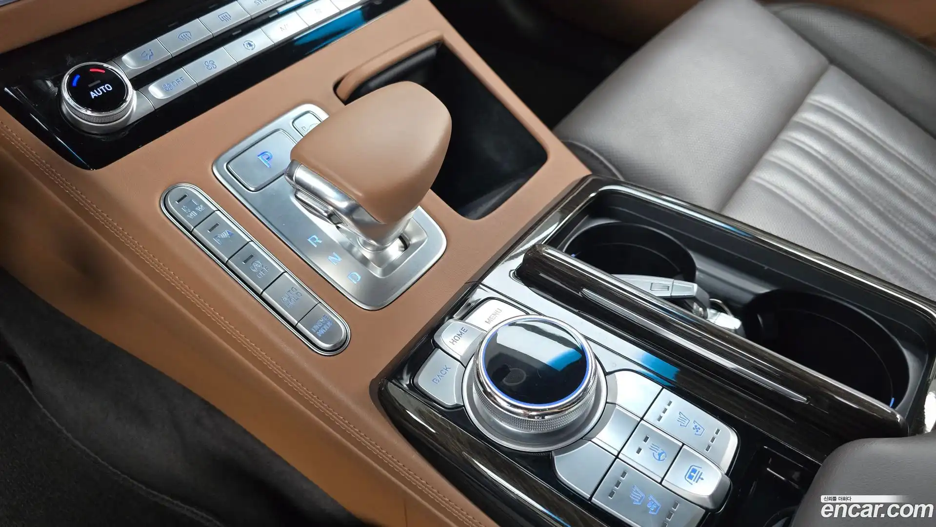G90 Genesis 2020.2-INNER-009