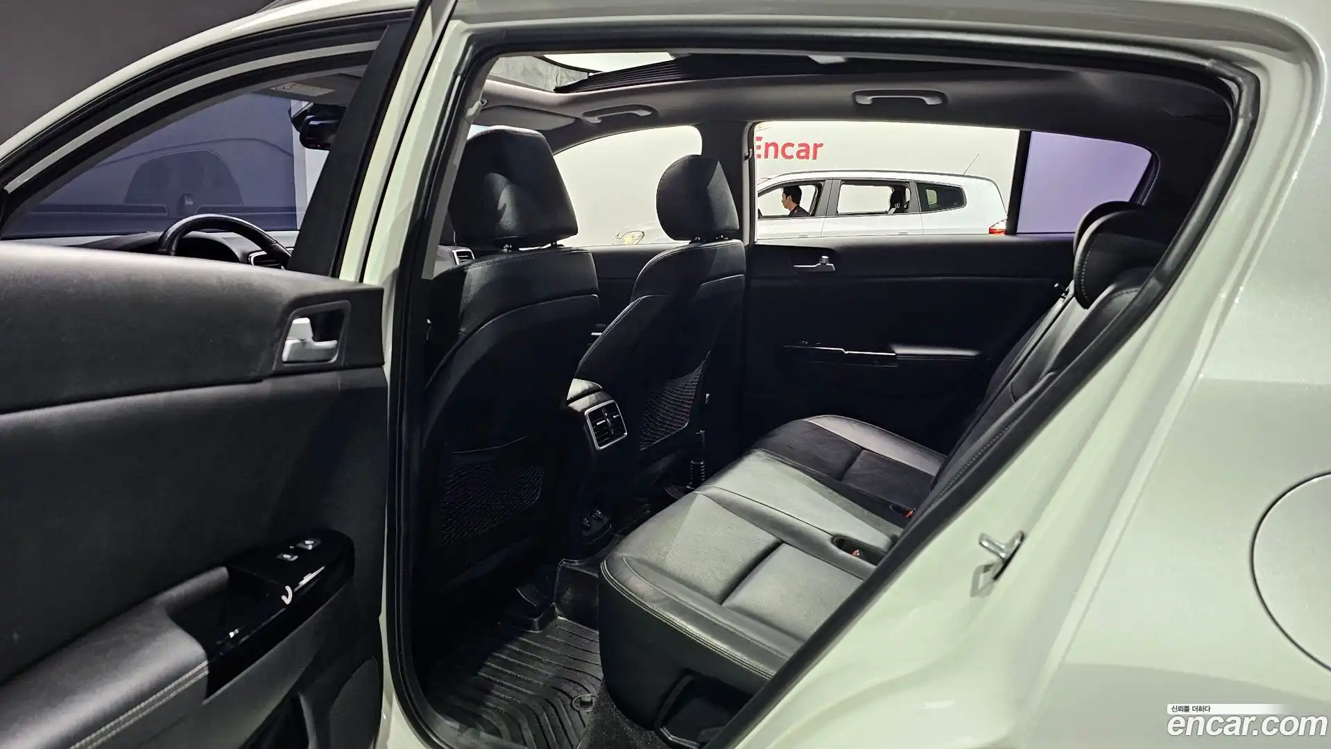 Sportage Kia 2016.0-OPTION-015