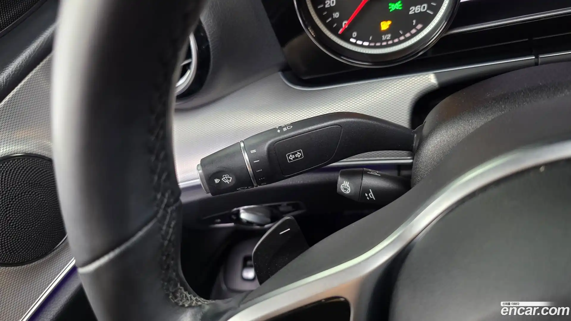 E-Class Mercedes-Benz 2019.7-OPTION-022