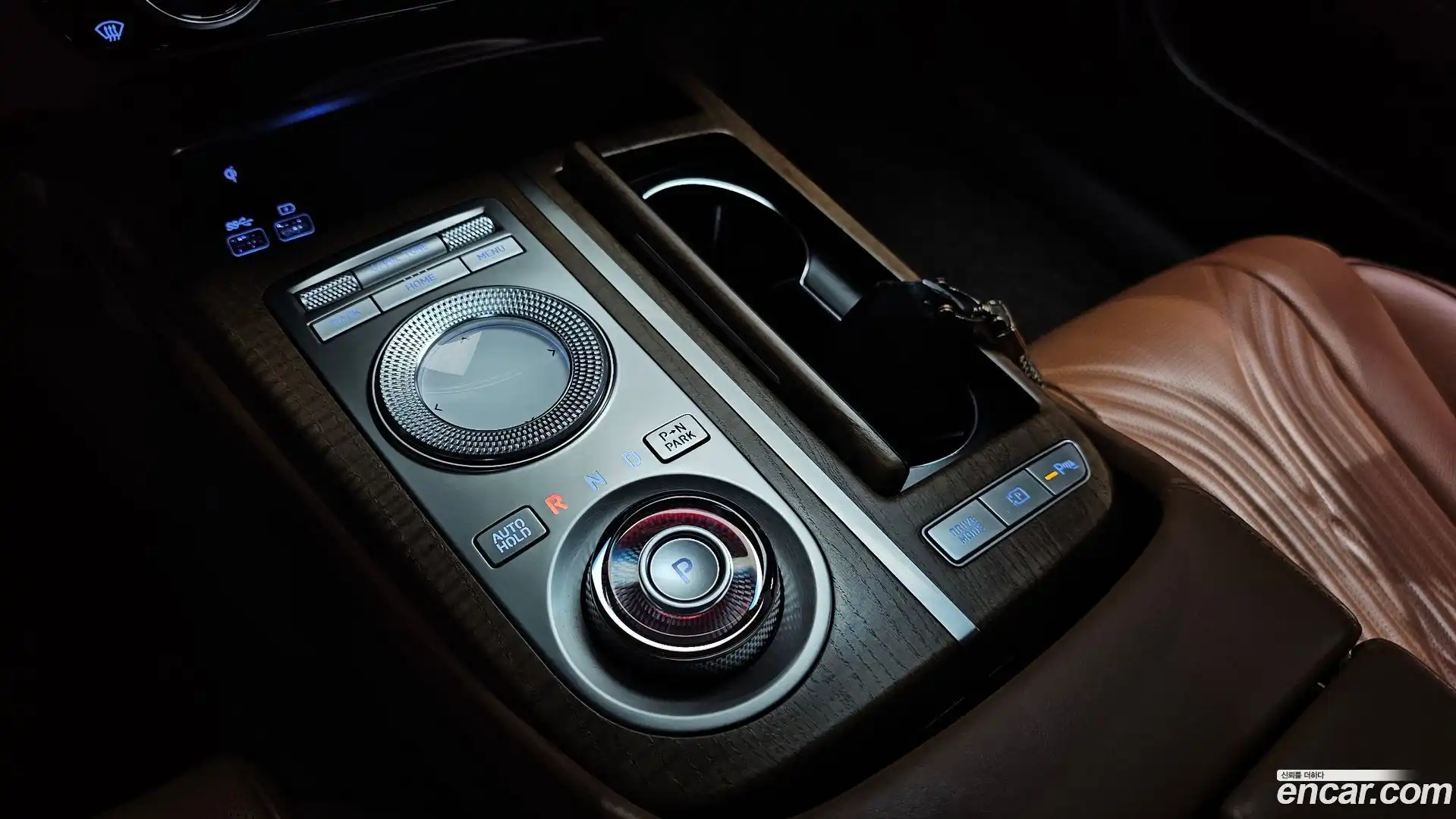 G80 Genesis 2022.4-INNER-009