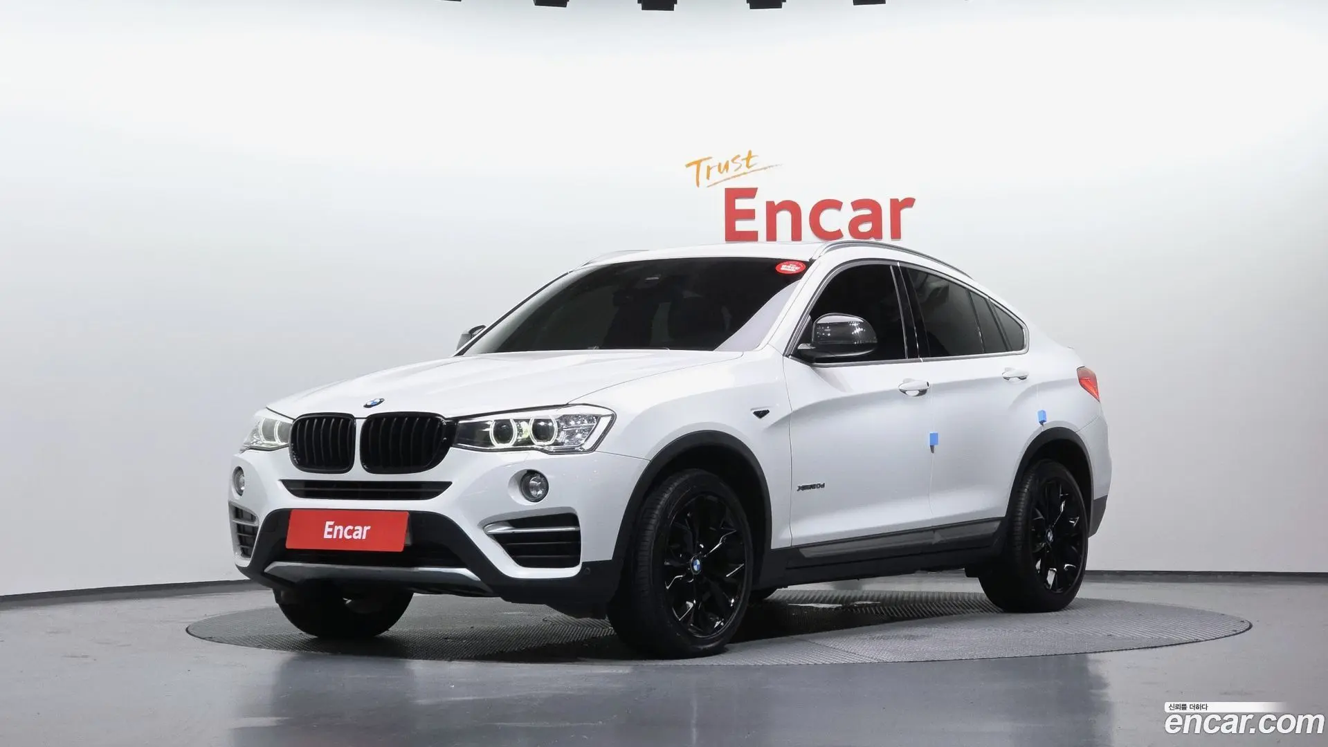 Main__Slider__Photo:X4 BMW 2017.2-0