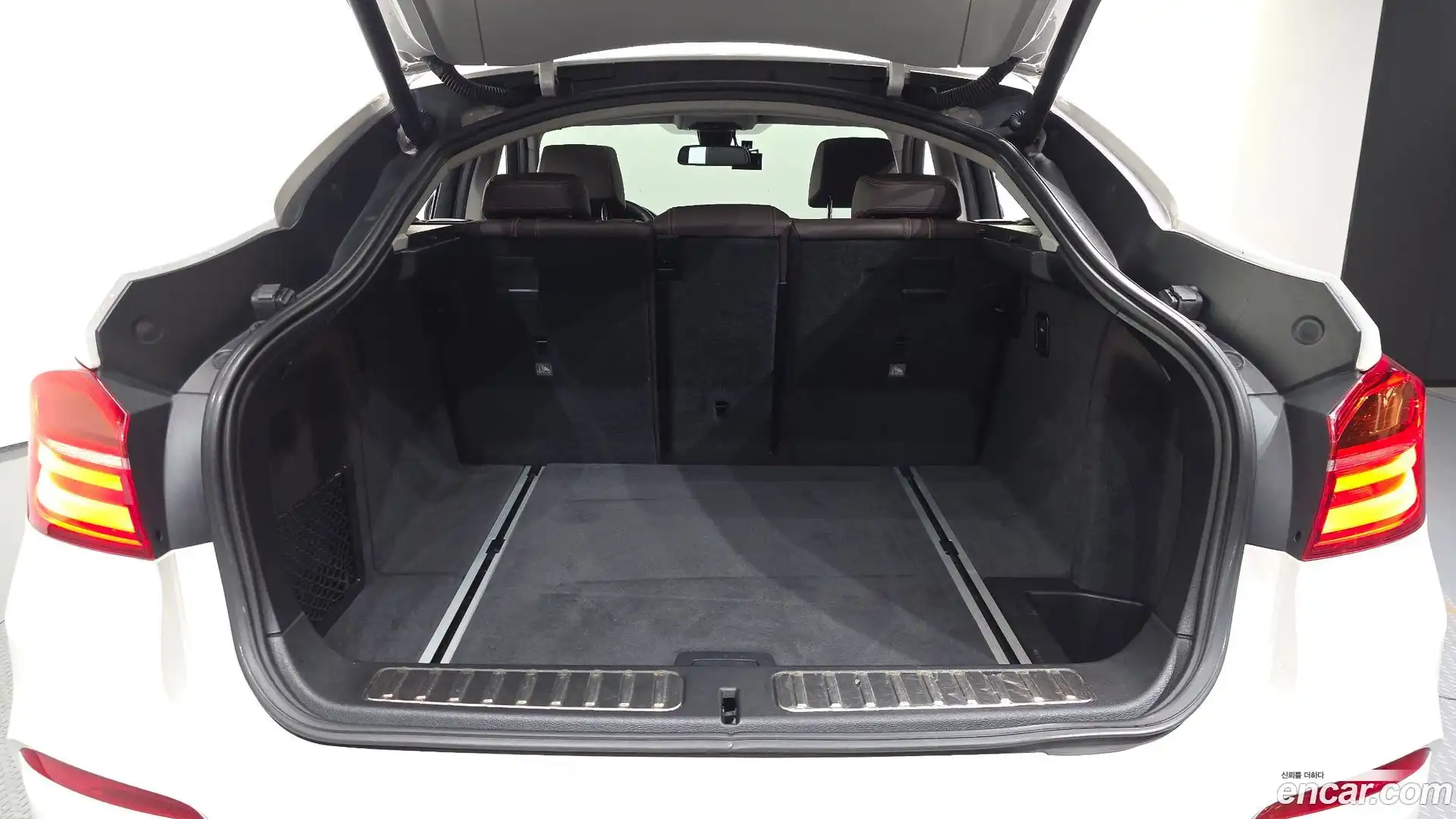 X4 BMW 2017.2-OPTION-024