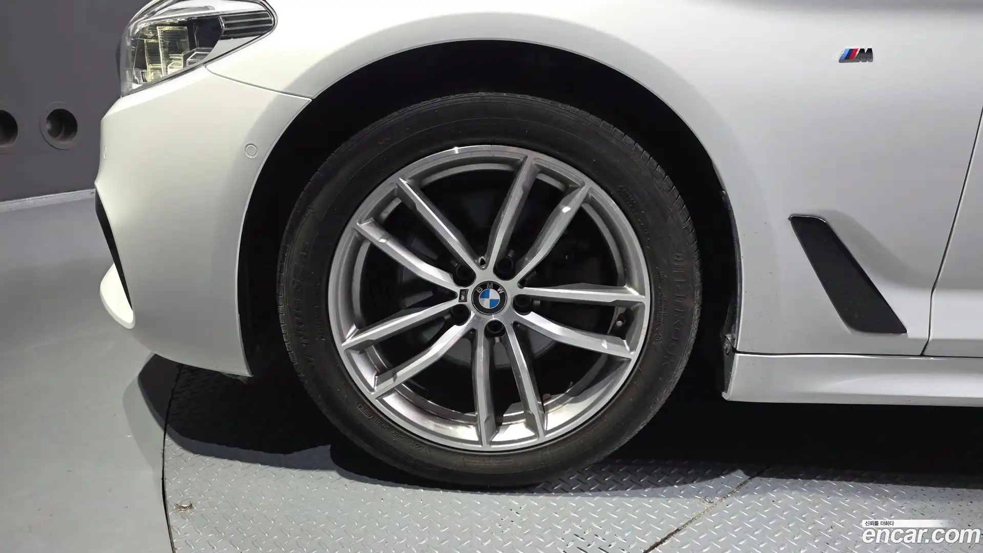 5-Series BMW 2017.6-OUTER-005