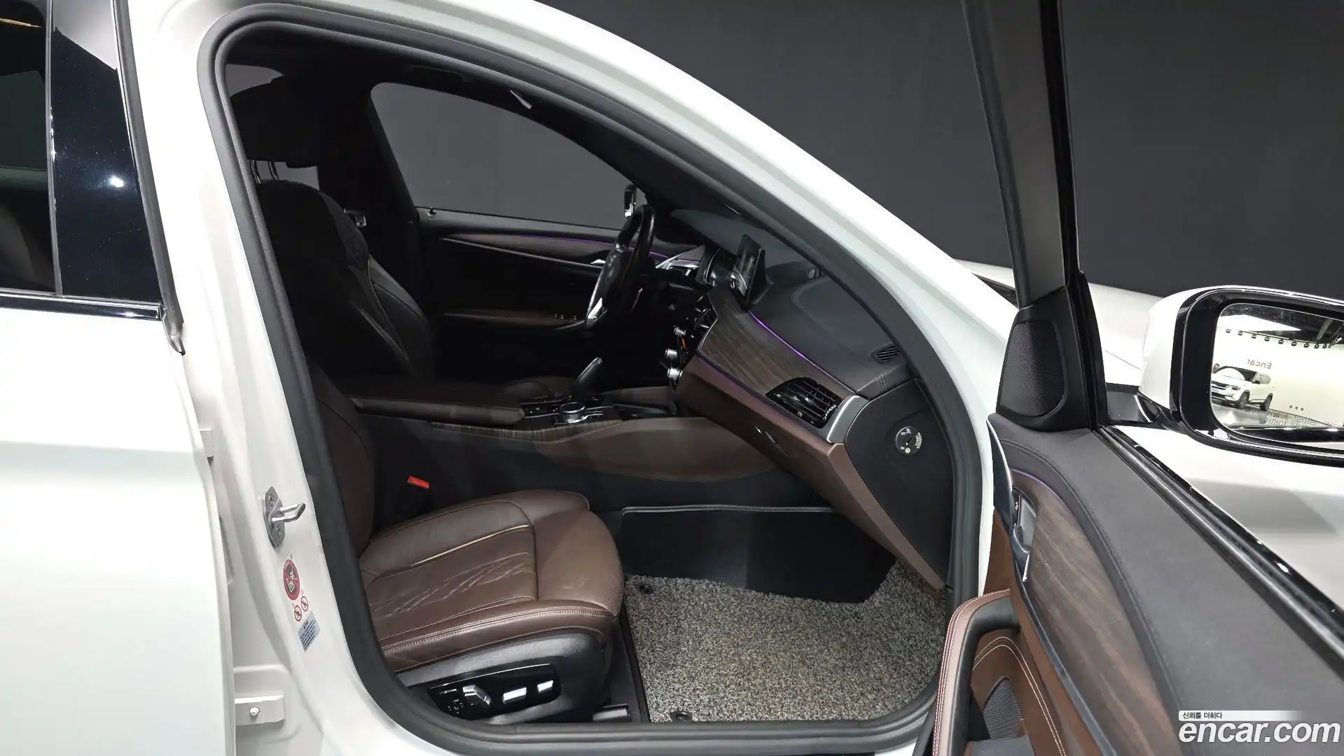 5-Series BMW 2017.6-OPTION-015