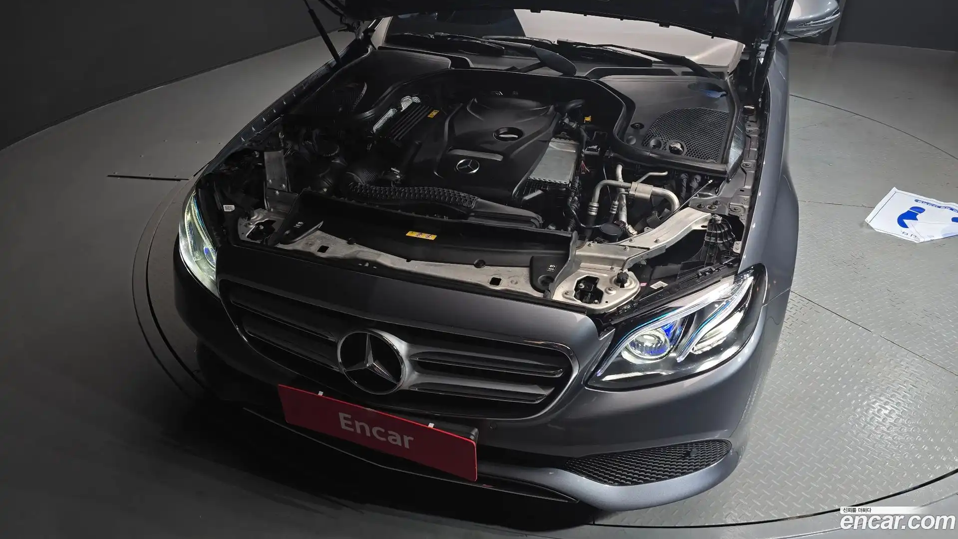 E-Class Mercedes-Benz 2018.0-OUTER-006