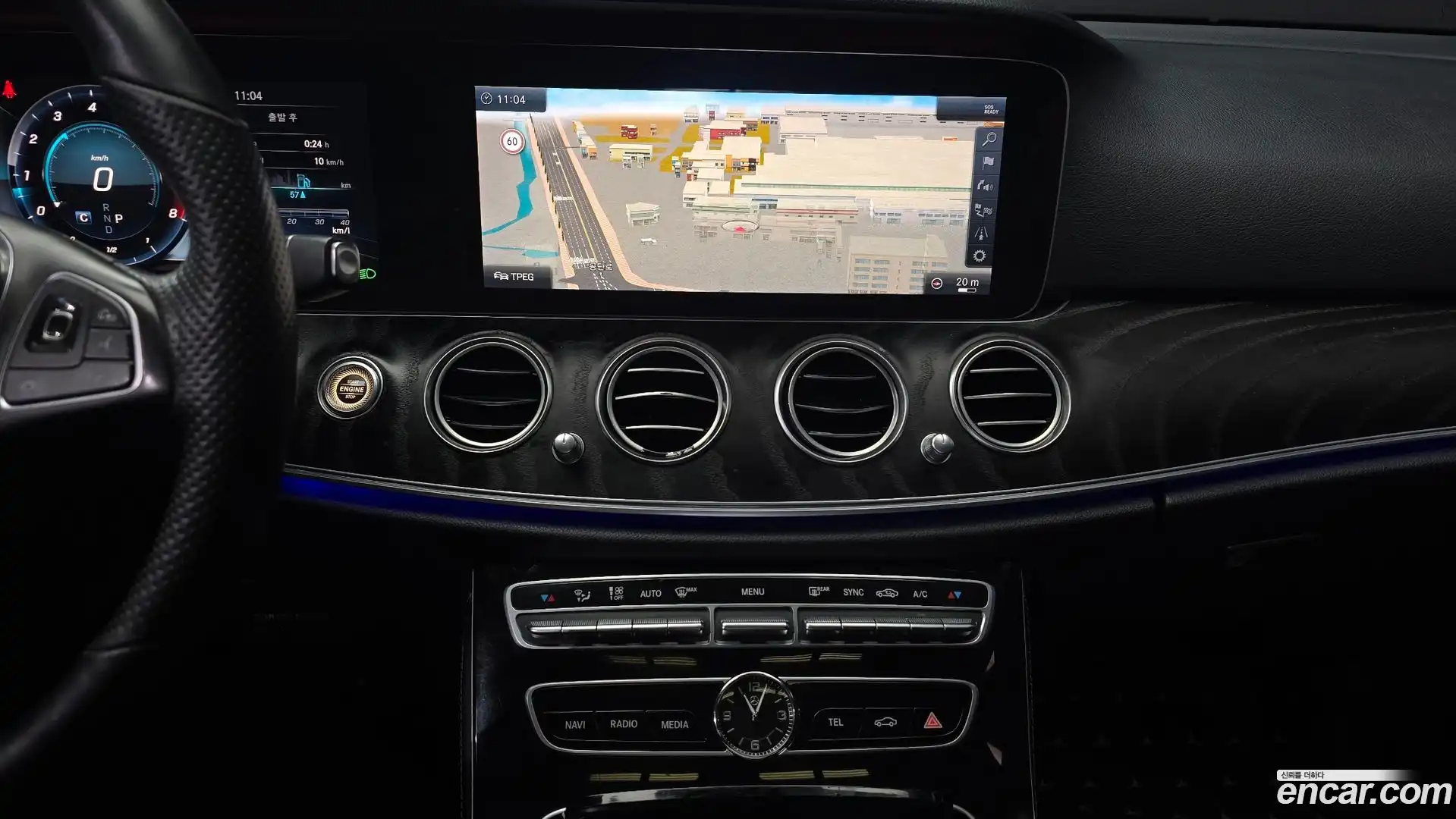 E-Class Mercedes-Benz 2018.0-OPTION-018