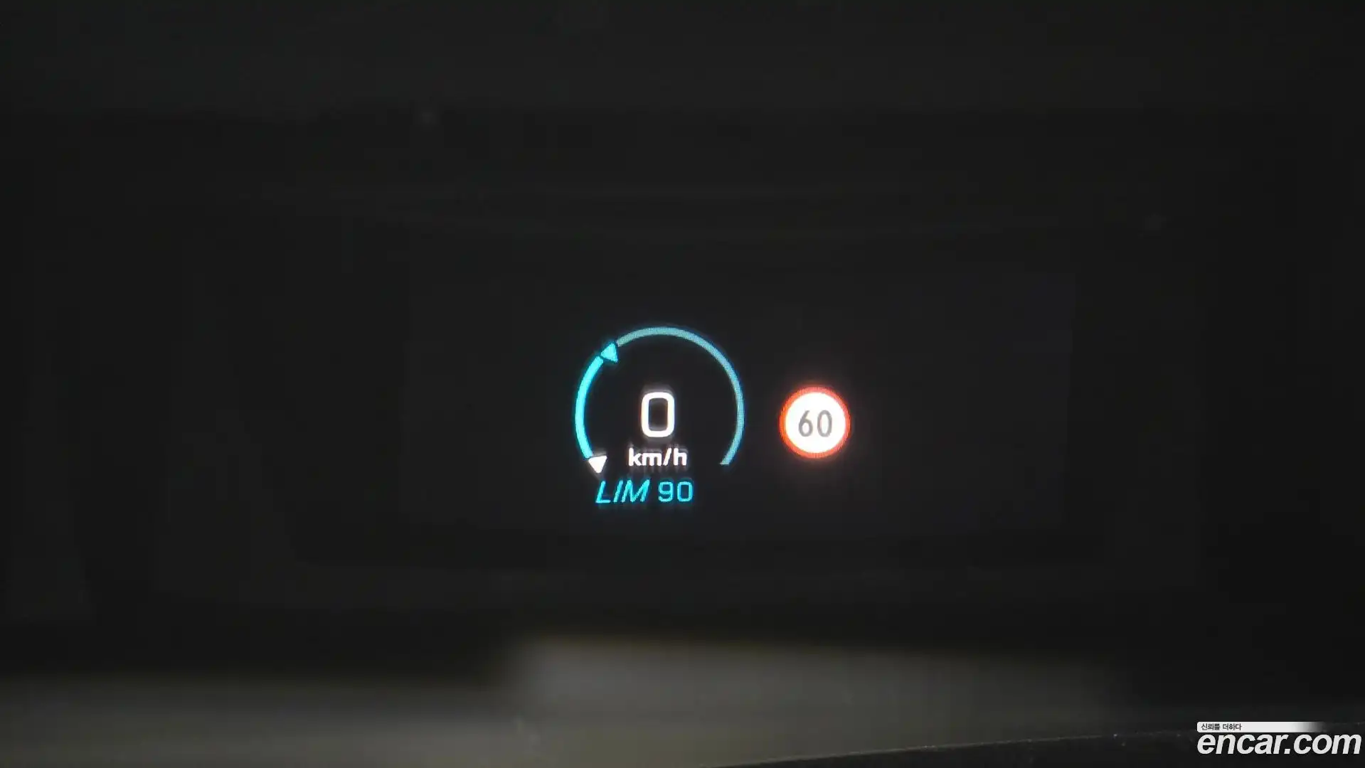 E-Class Mercedes-Benz 2018.0-OPTION-022