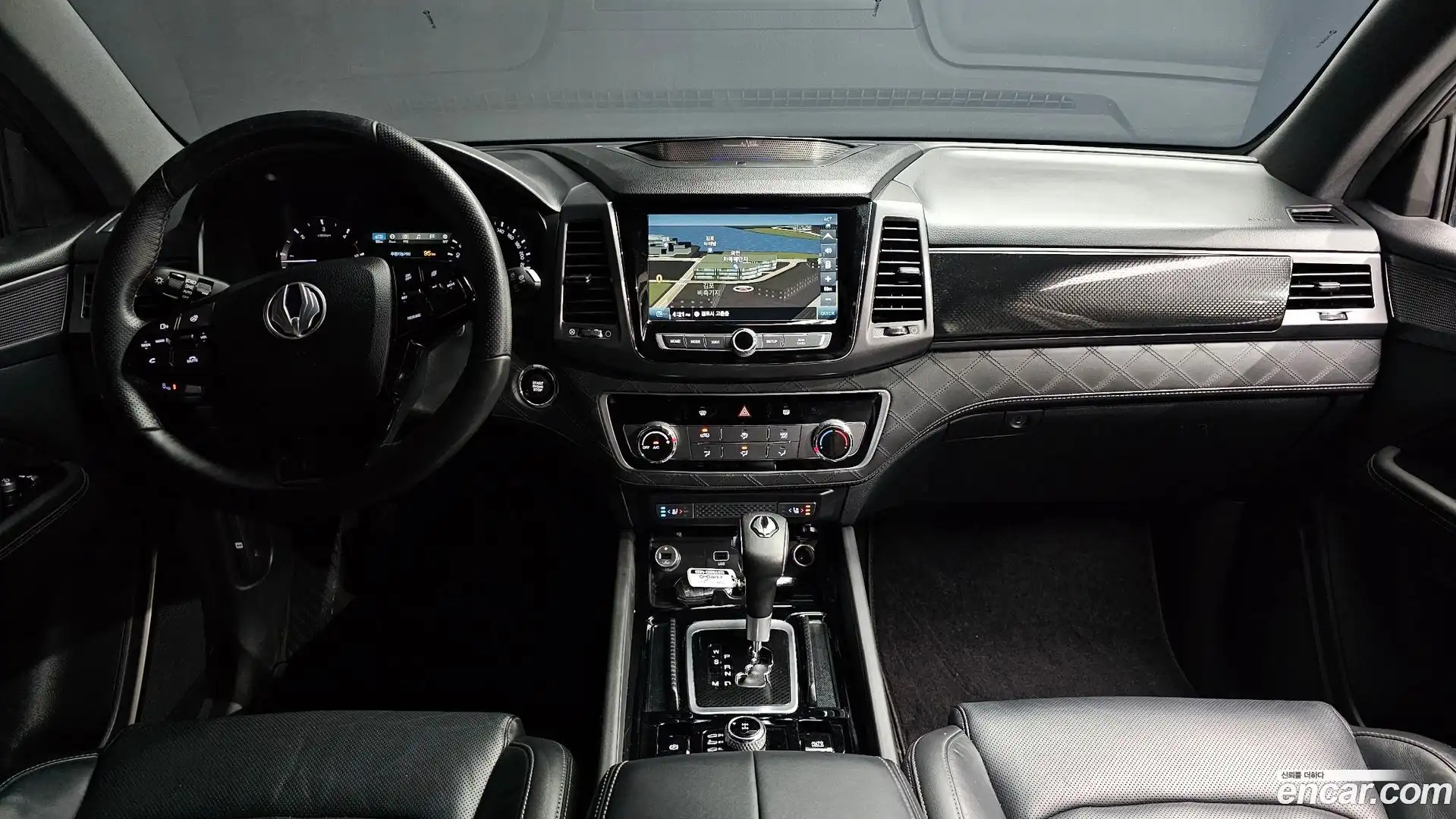 Rexton KG Mobility 2020.8-INNER-007