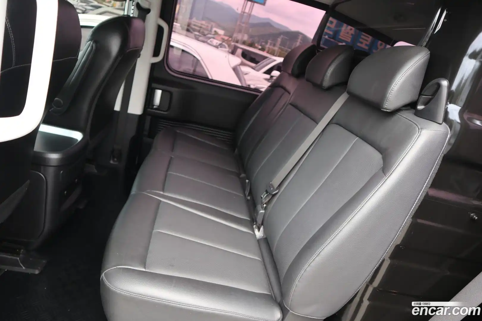 Staria Hyundai 2021.9-OPTION-015