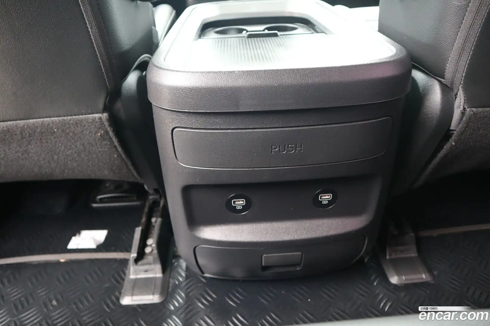 Staria Hyundai 2021.9-OPTION-022