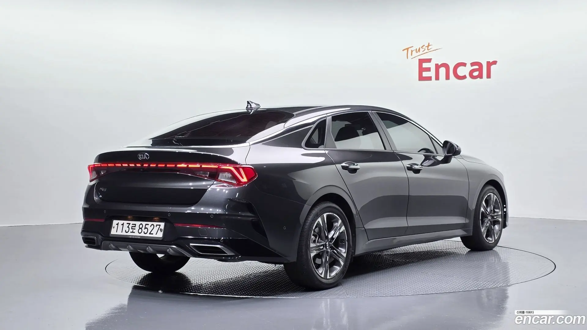 Main__Slider__Photo:K5 Kia 2020.2-1