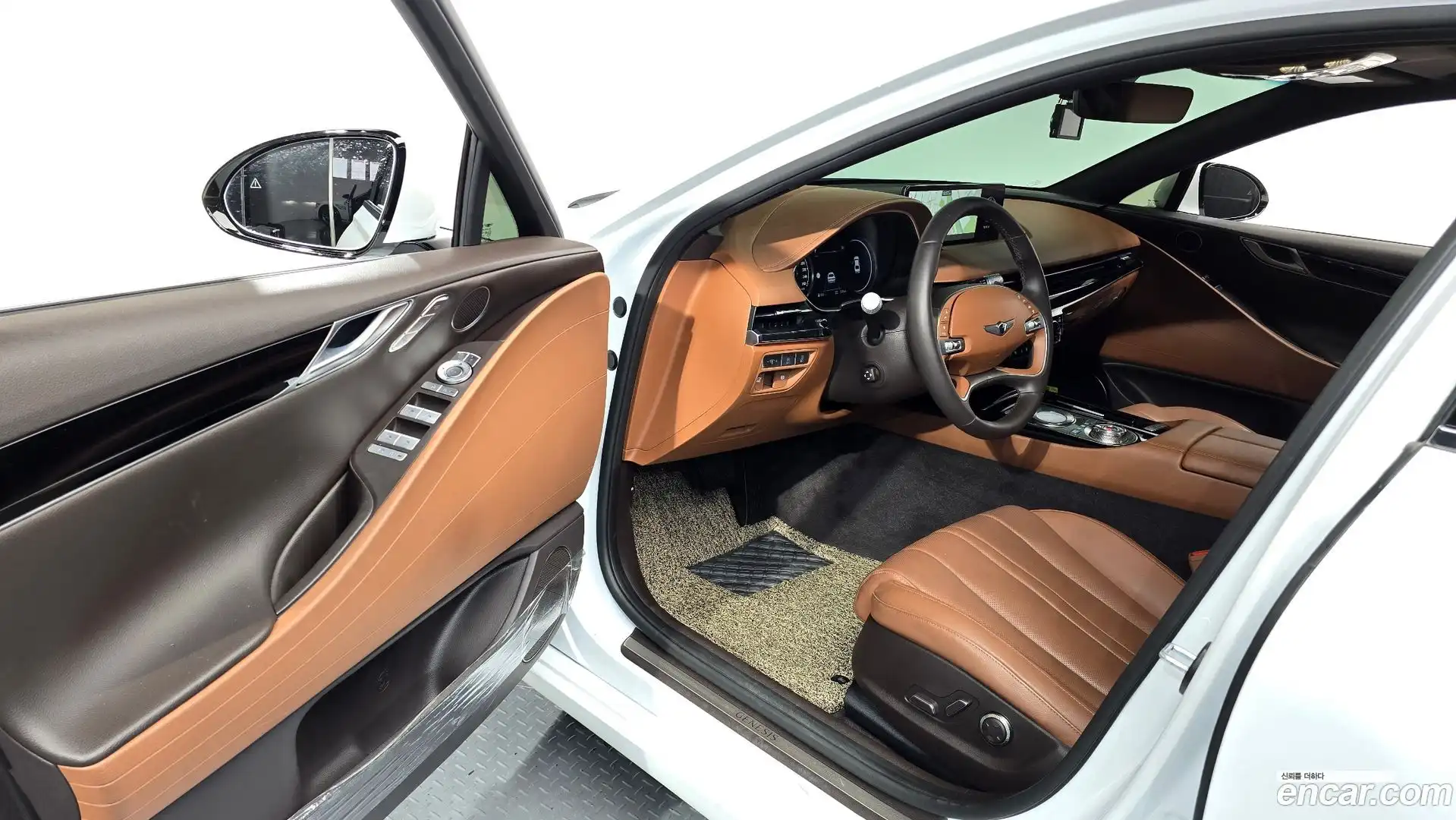 G80 Genesis 2022.8-INNER-010
