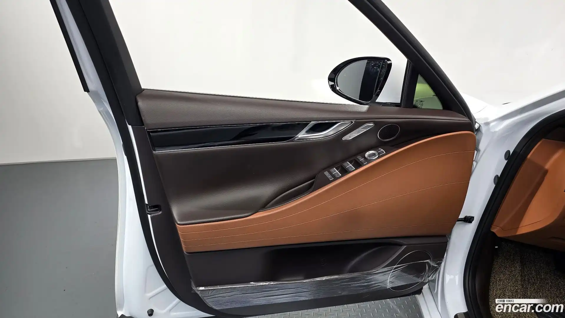 G80 Genesis 2022.8-INNER-034