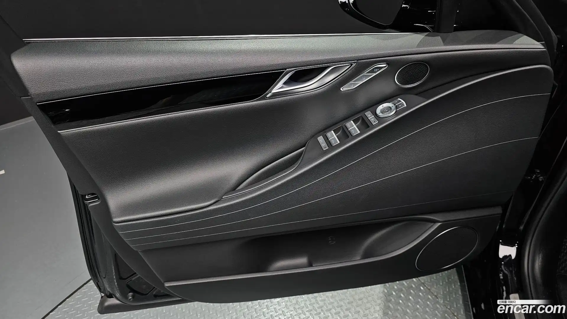 G80 Genesis 2023.9-INNER-034