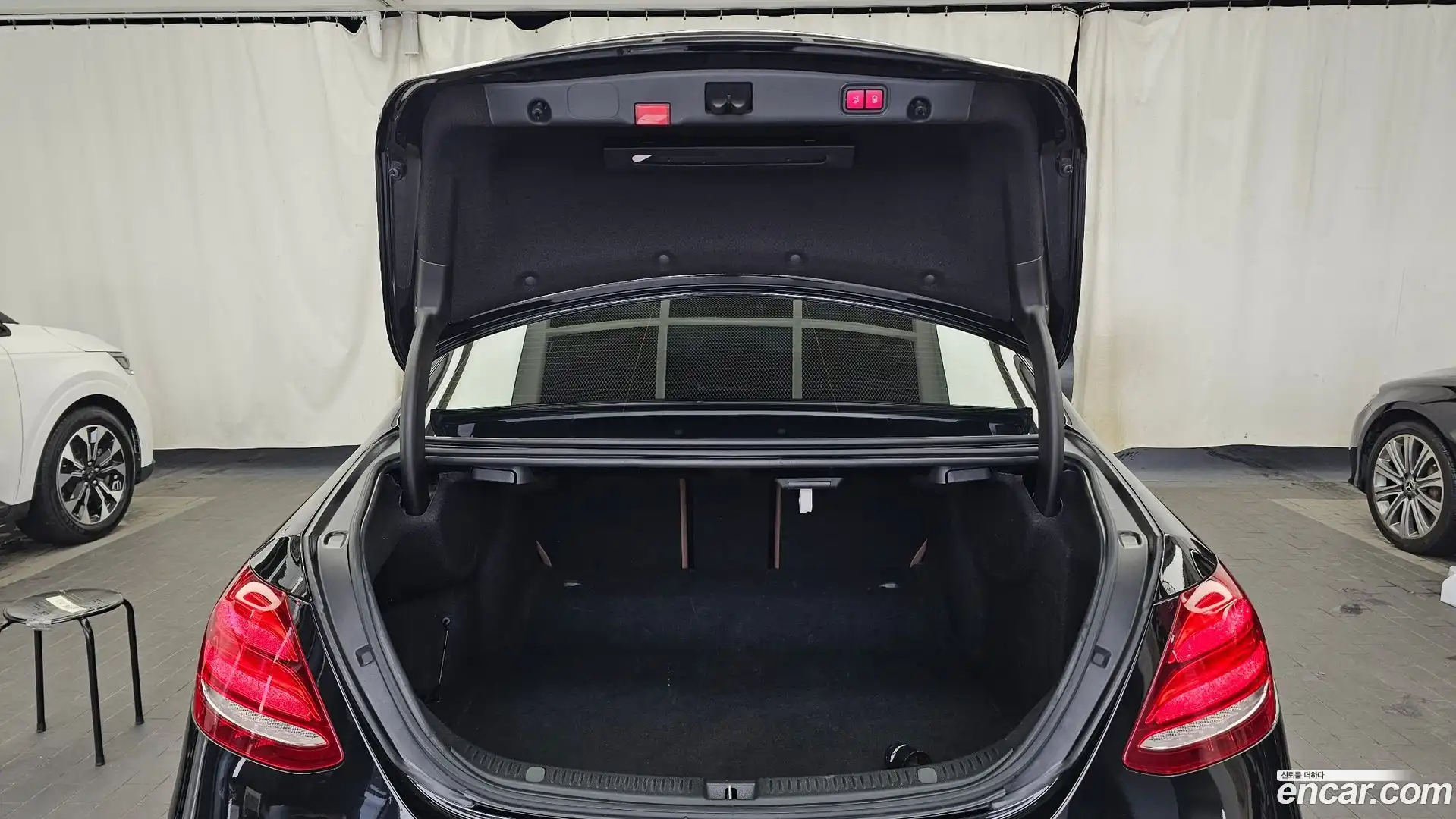 E-Class Mercedes-Benz 2020.1-OPTION-024