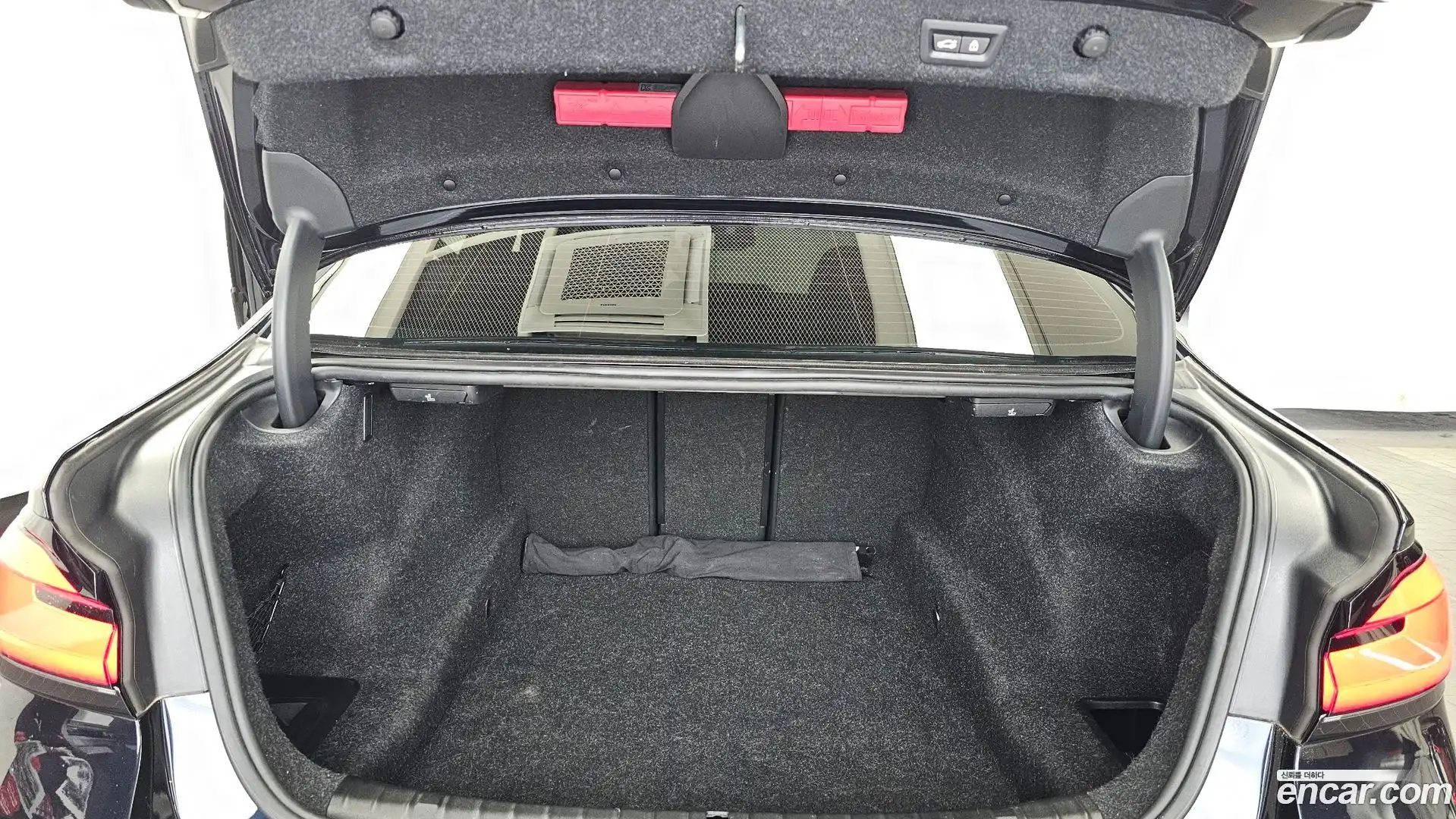 5-Series BMW 2022.3-OPTION-024