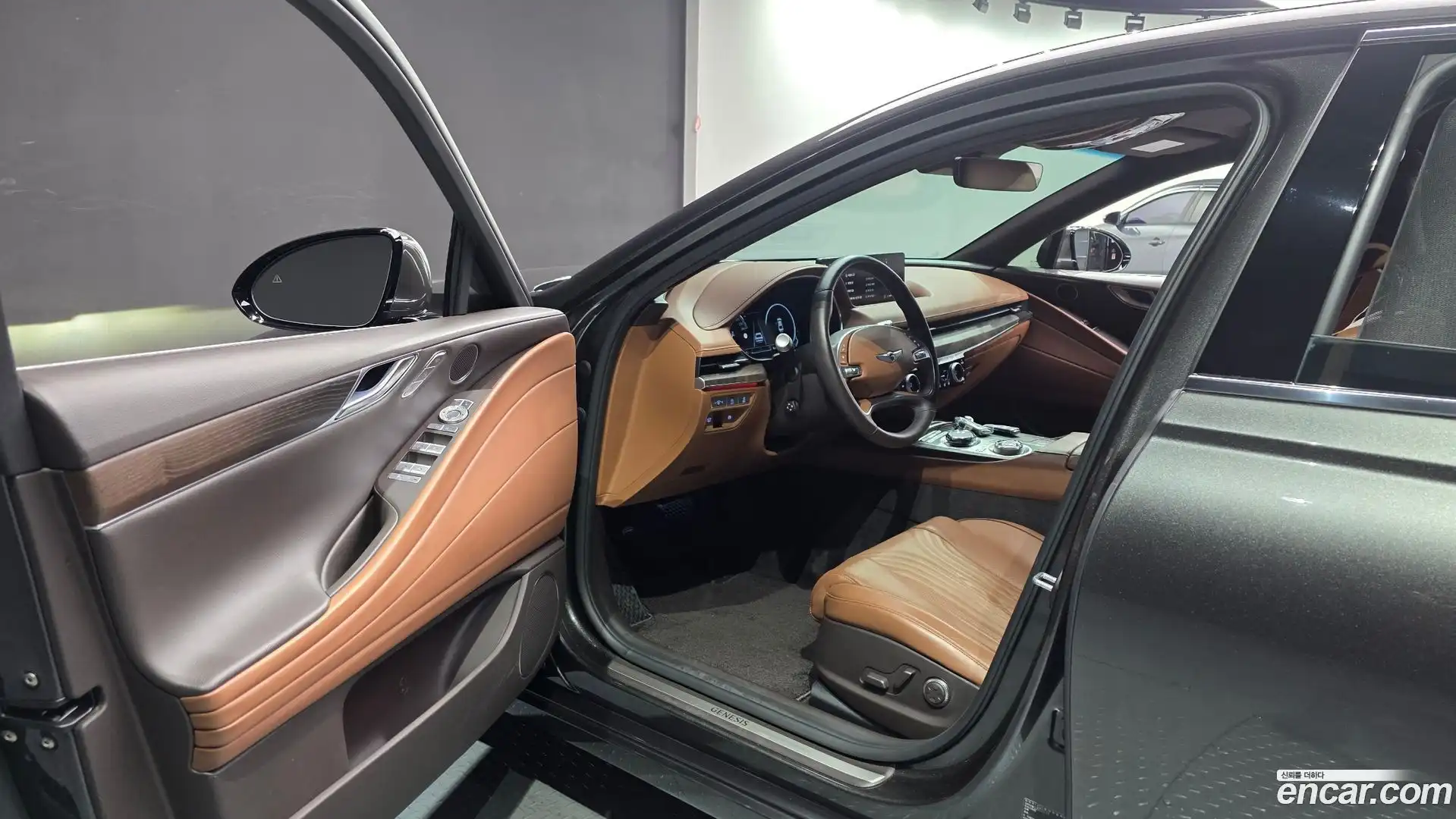 G80 Genesis 2024.3-INNER-010