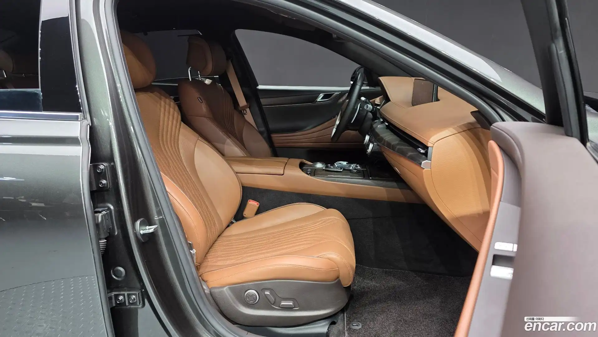 G80 Genesis 2024.3-INNER-036