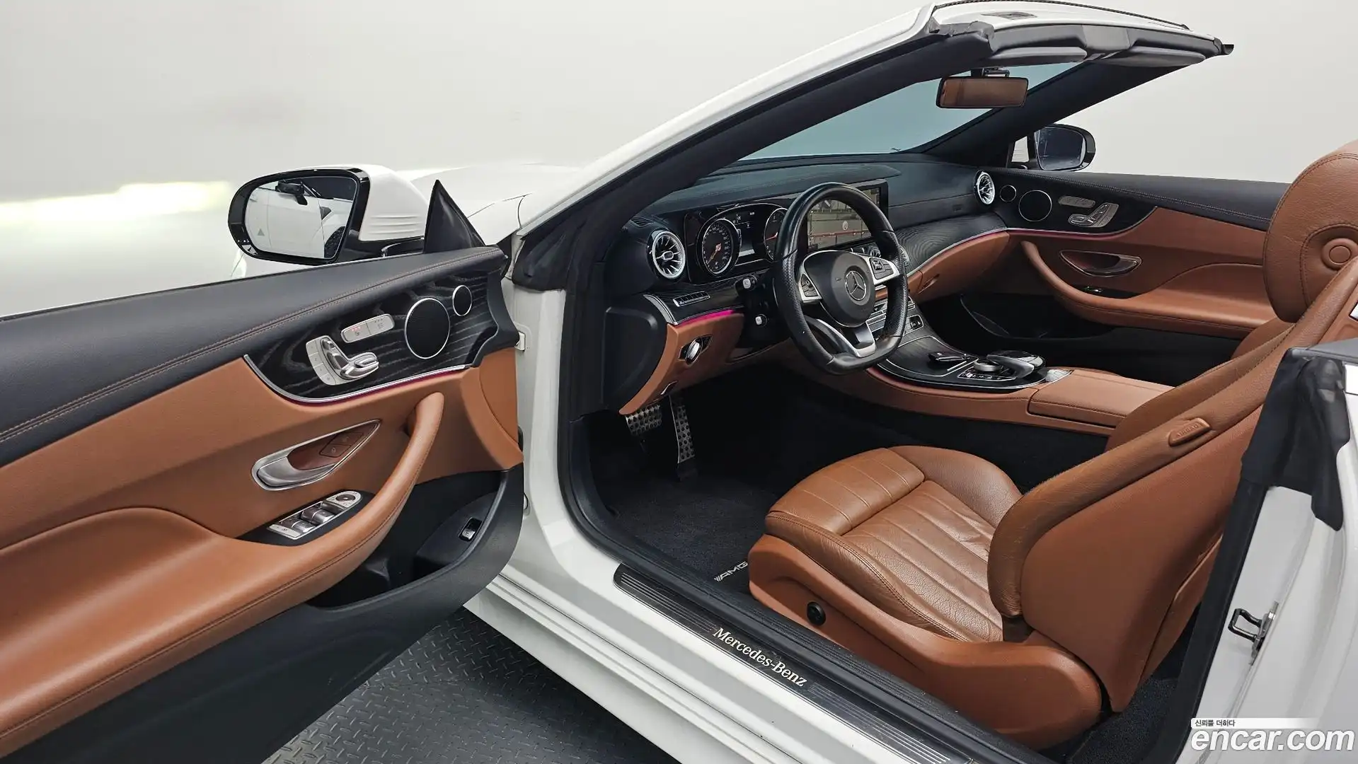 E-Class Mercedes-Benz 2018.9-INNER-010