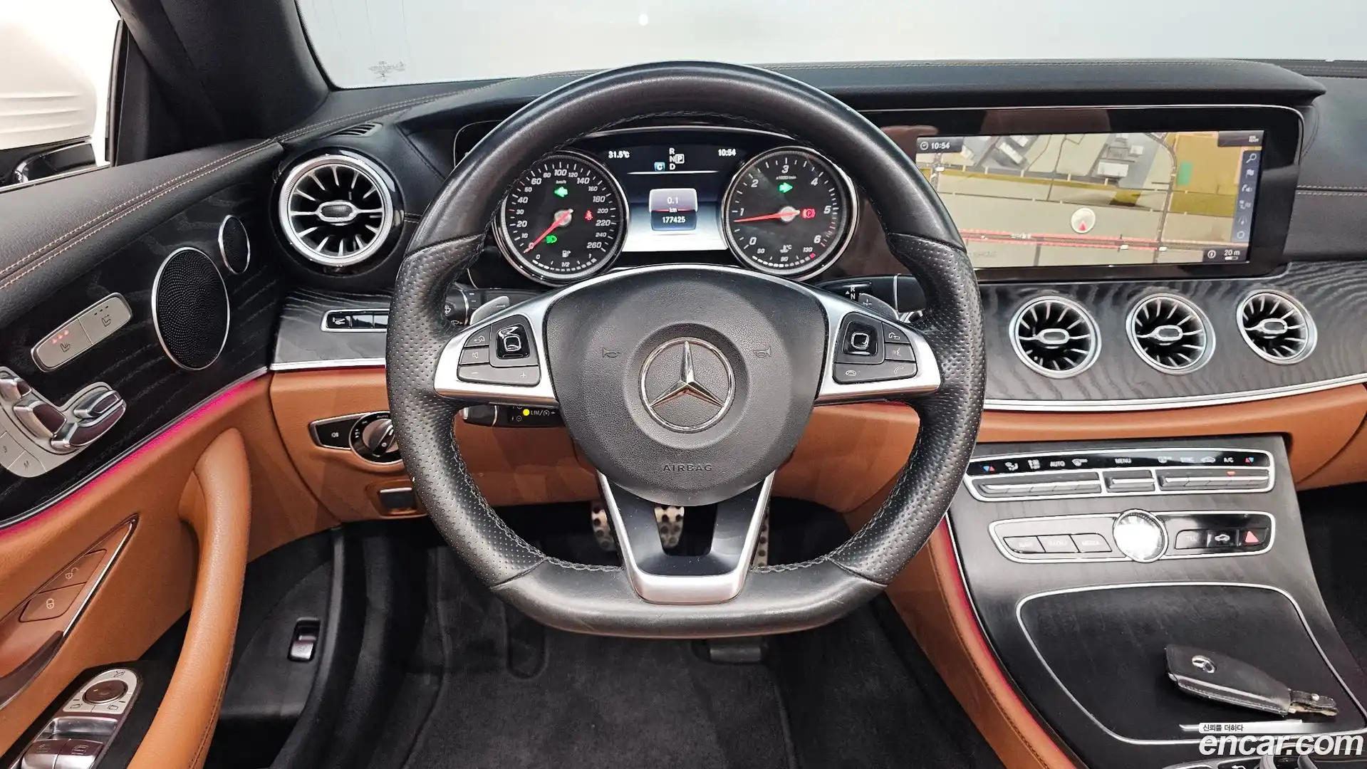 E-Class Mercedes-Benz 2018.9-OPTION-017