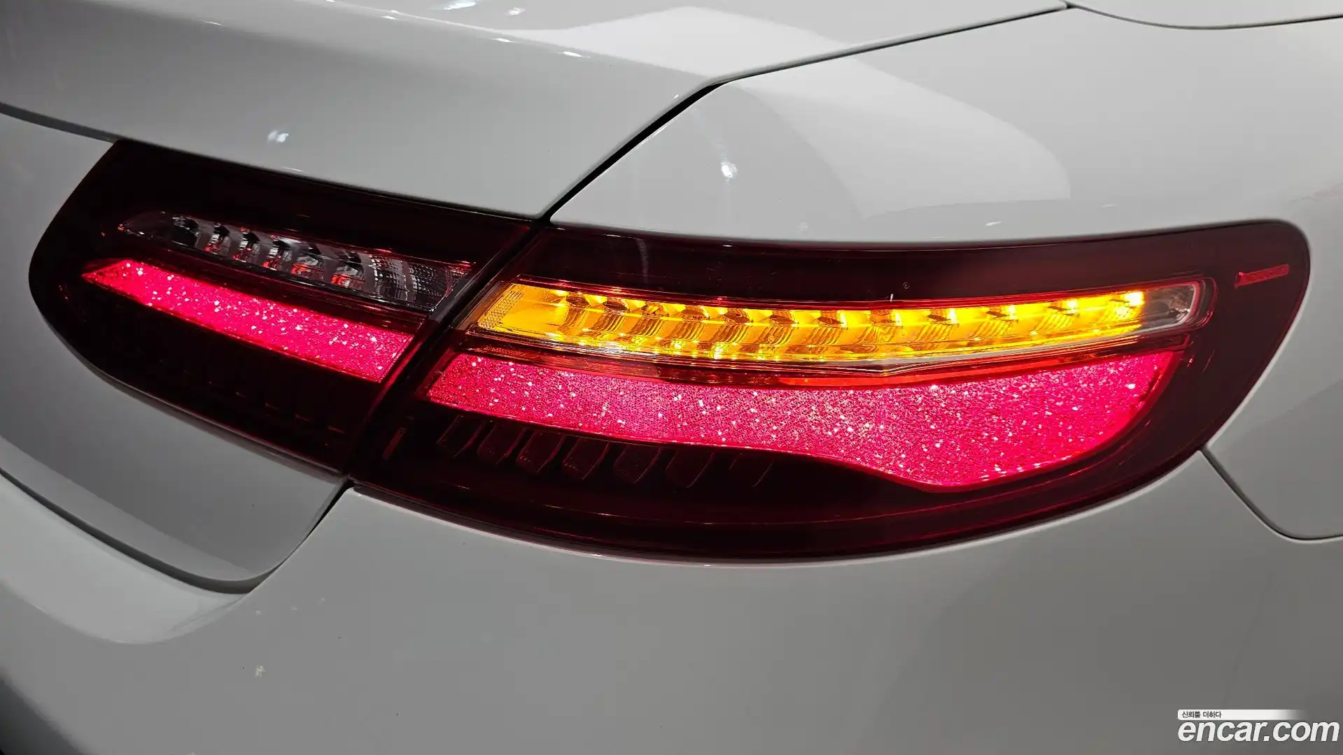 E-Class Mercedes-Benz 2018.9-OUTER-033