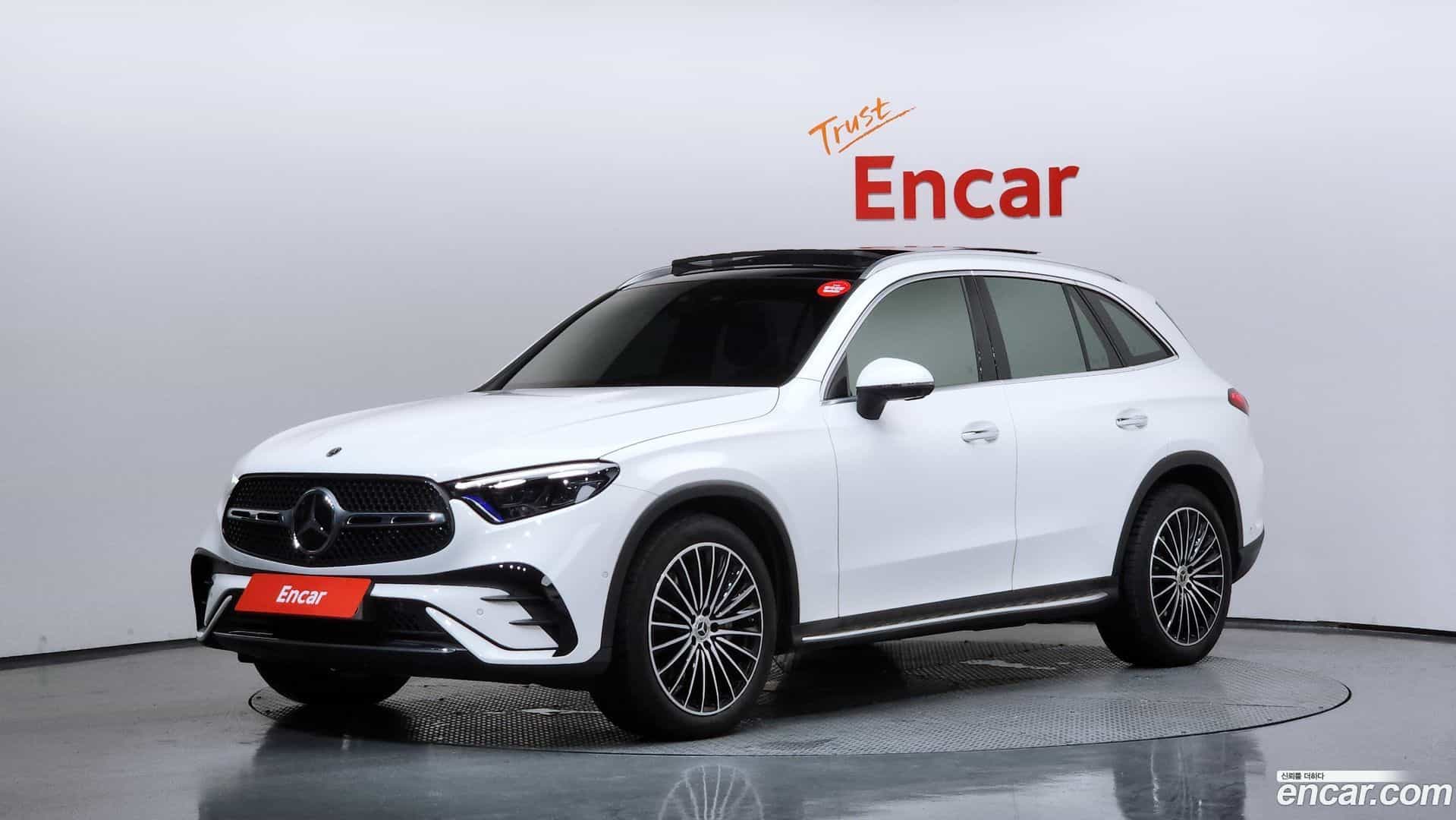 GLC-Class Mercedes-Benz 2025.1-OUTER-001