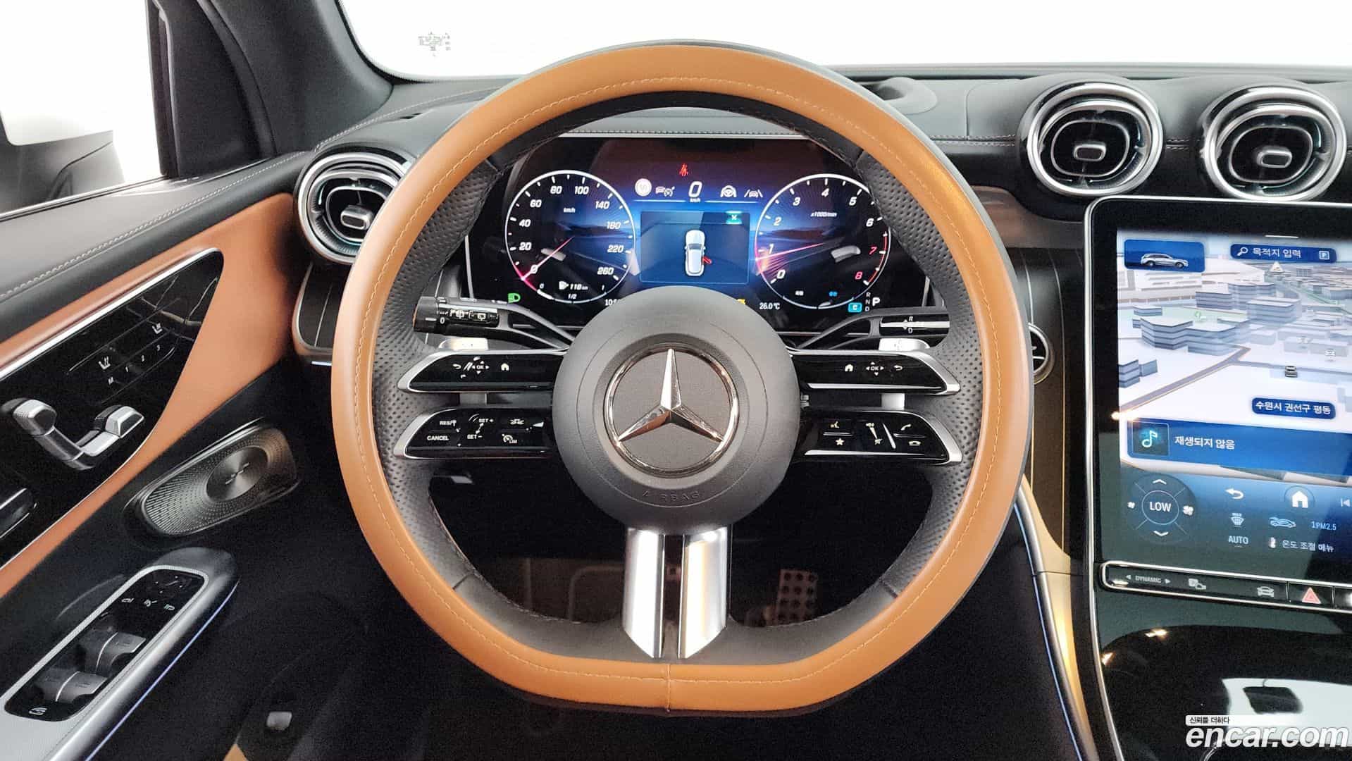 GLC-Class Mercedes-Benz 2025.1-OPTION-017