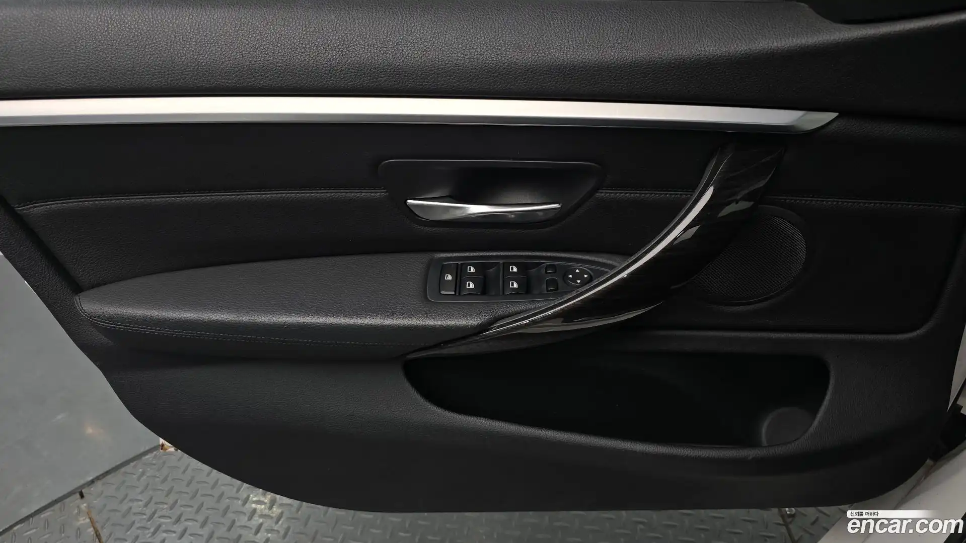 4-Series BMW 2015.6-INNER-034