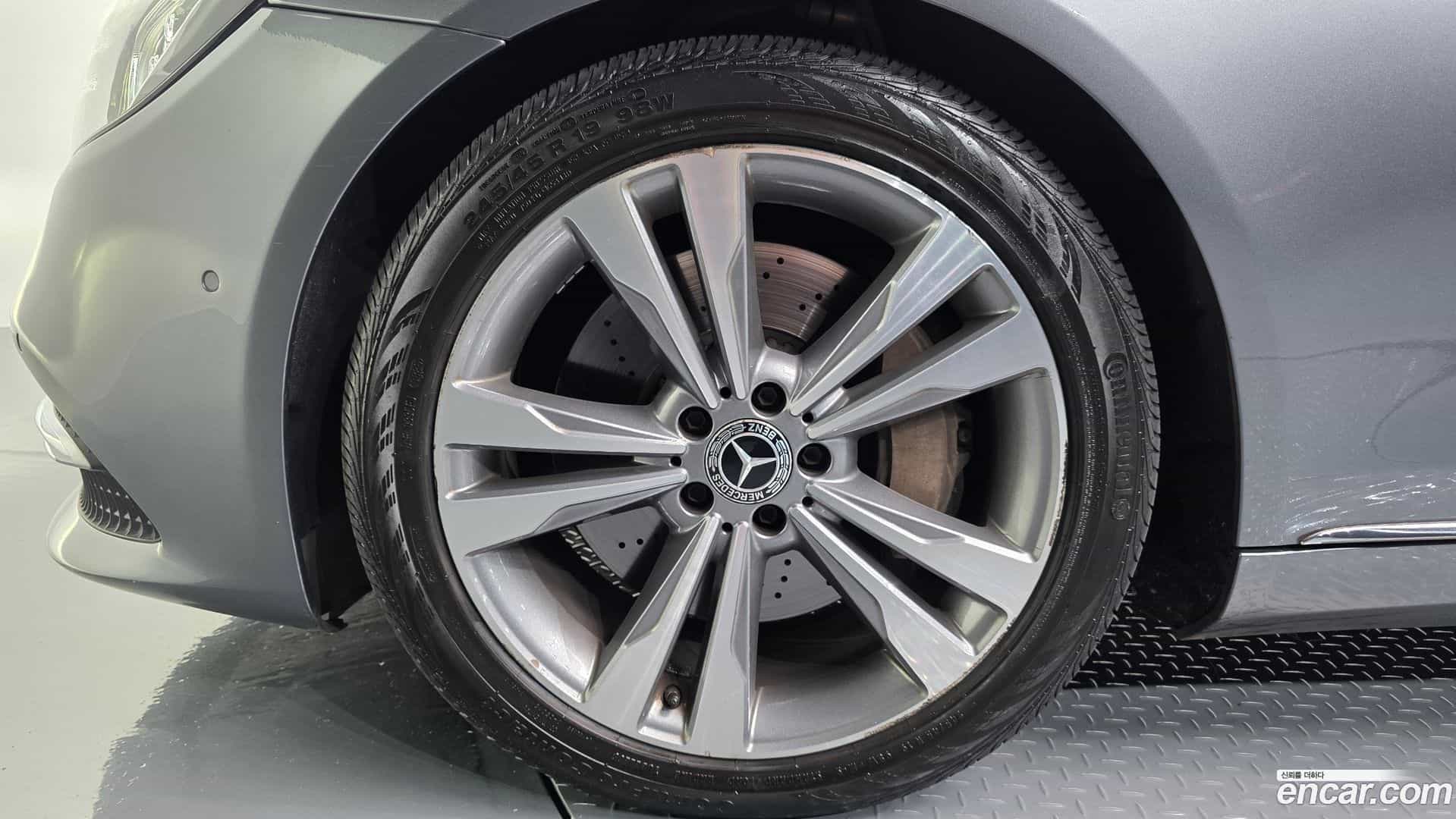 S-Class Mercedes-Benz 2017.10-OUTER-005