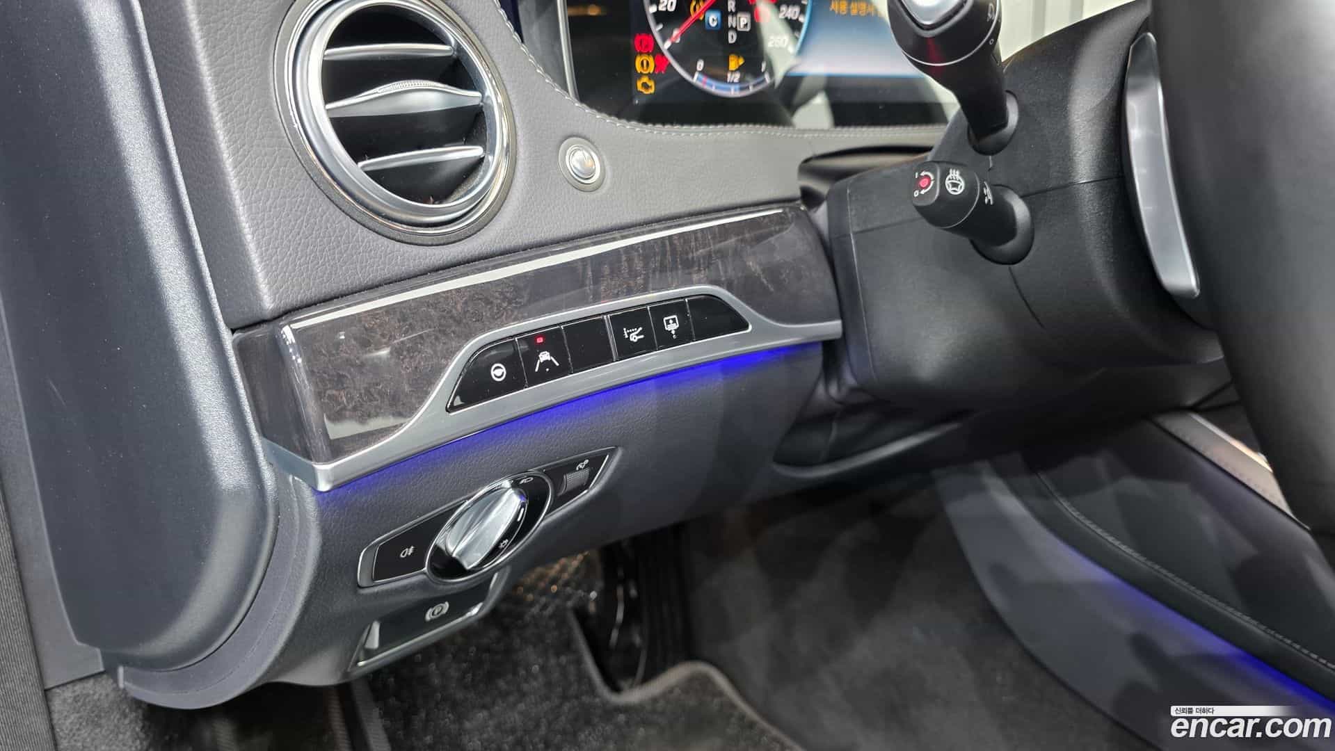 S-Class Mercedes-Benz 2017.10-OPTION-021