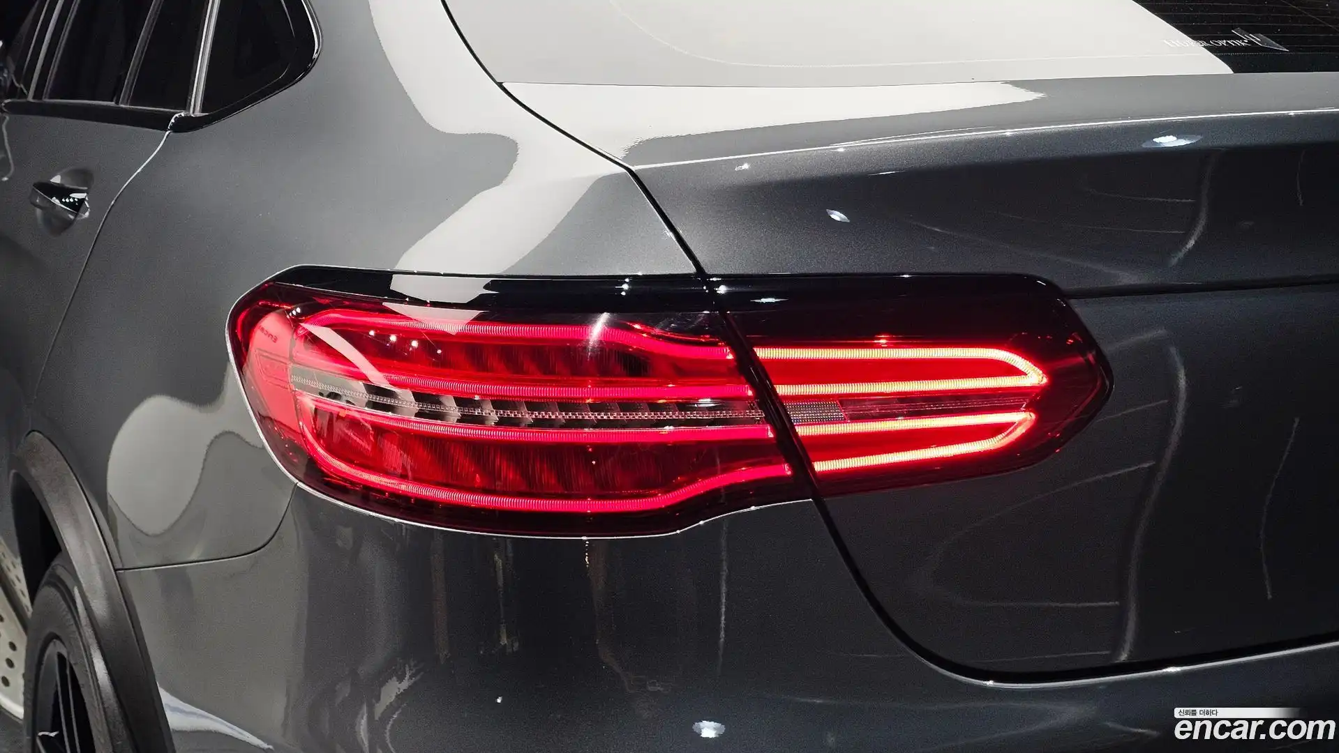 GLC-Class Mercedes-Benz 2018.4-OUTER-033