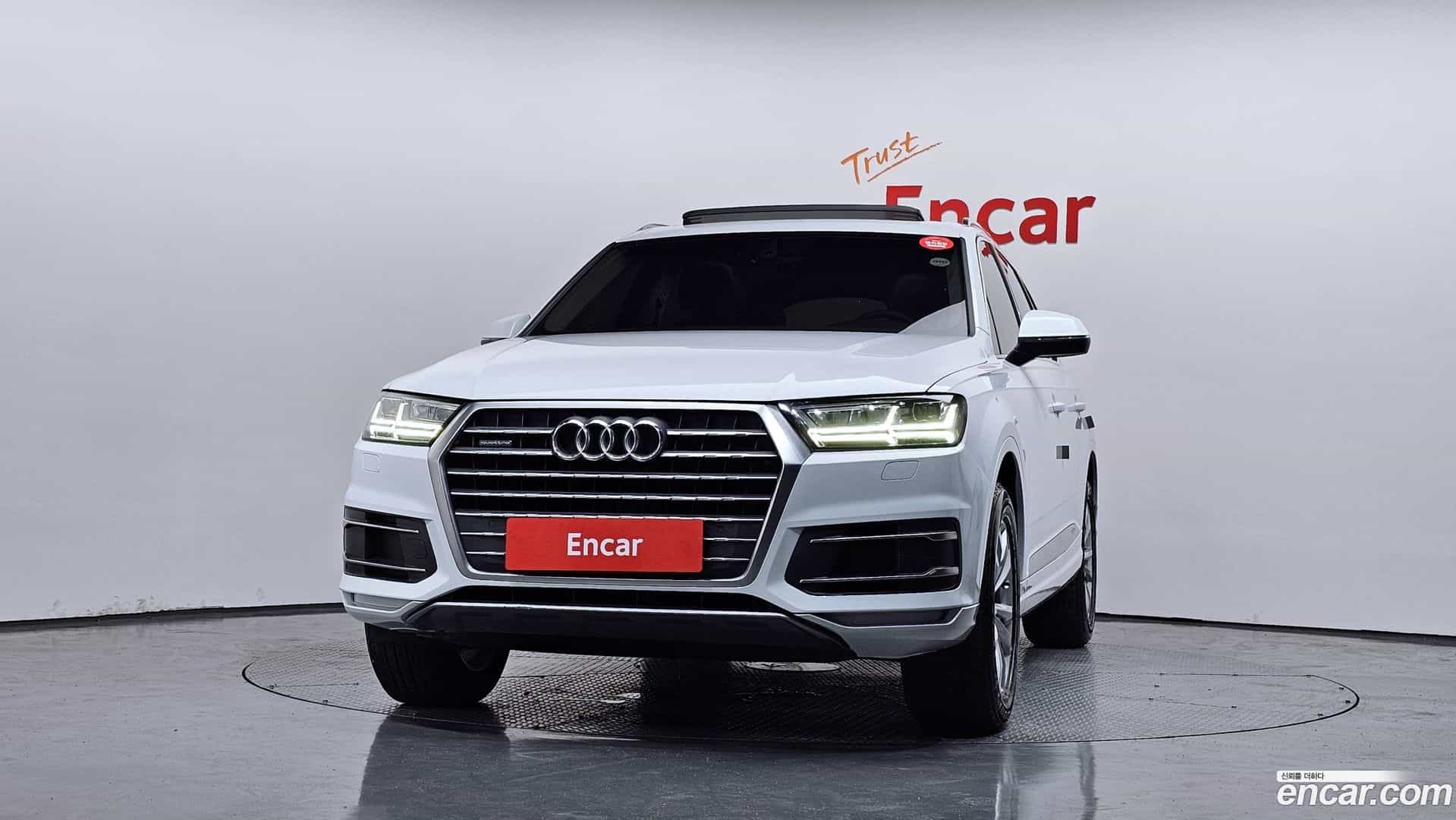 Q7 Audi 2019.10-OUTER-003