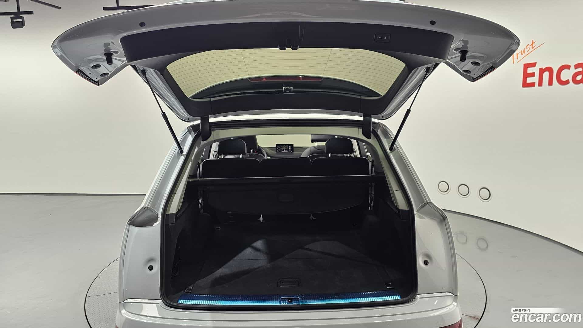 Q7 Audi 2019.10-OPTION-024
