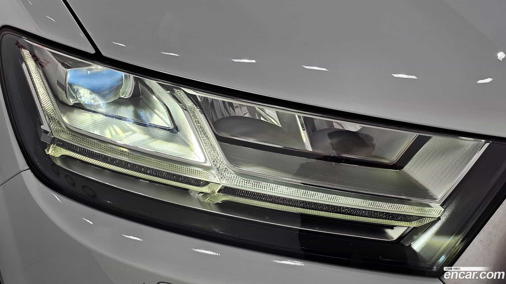 Q7 Audi 2019.10-OUTER-032