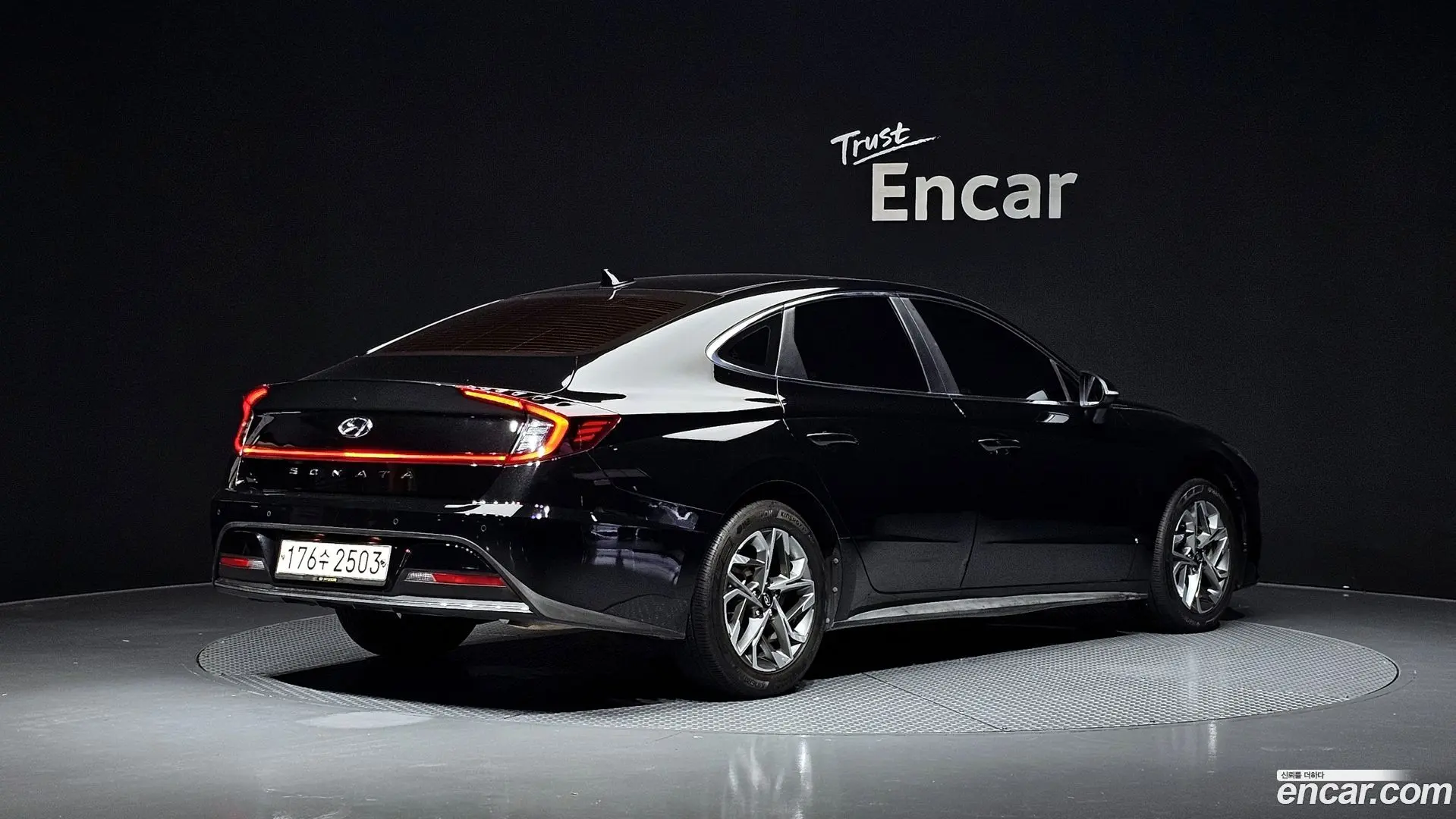 Main__Slider__Photo:Sonata Hyundai 2020.2-1
