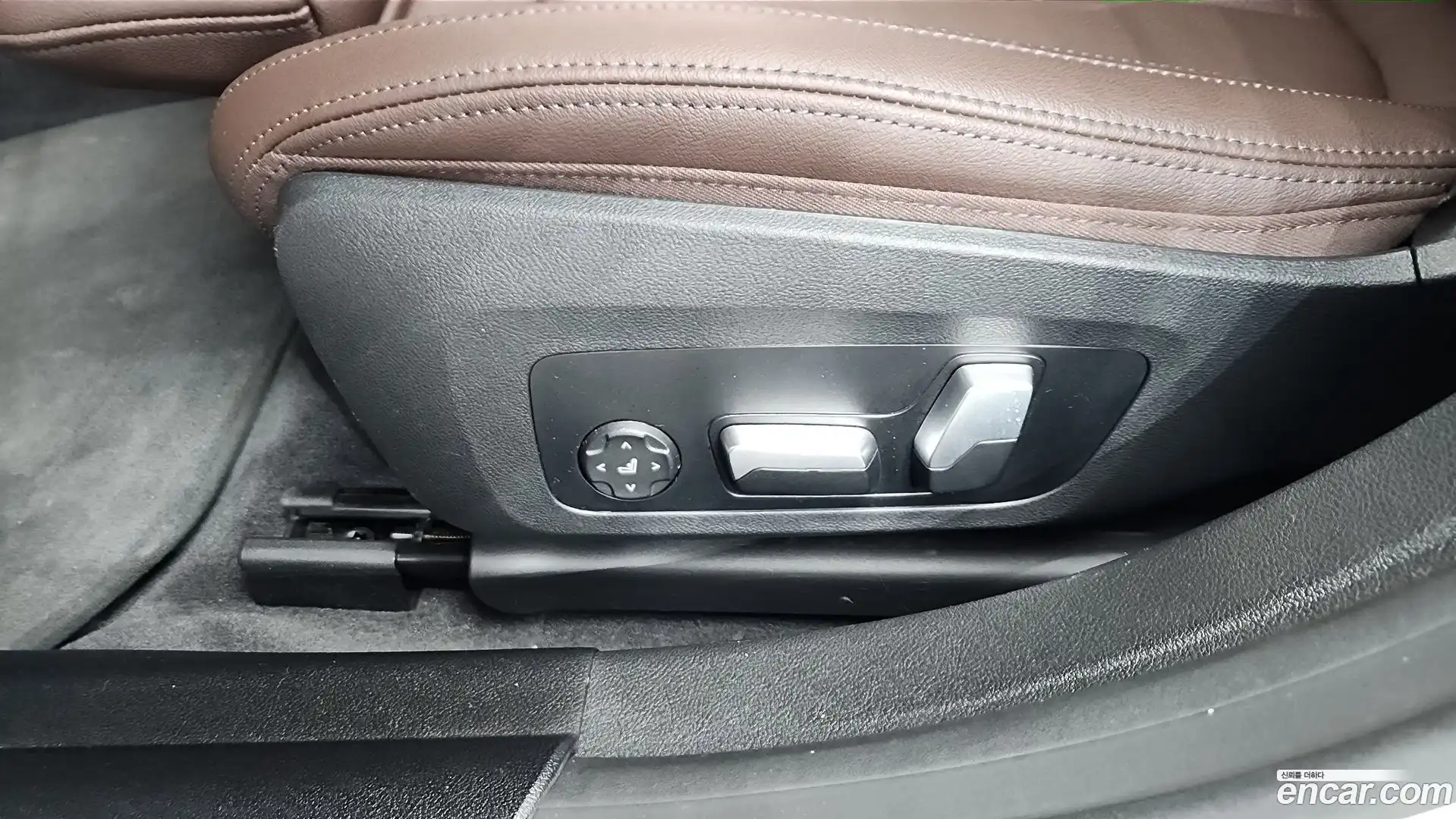 i4 BMW 2023.5-OPTION-044