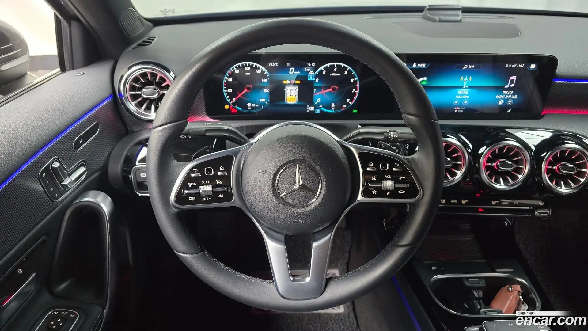 A-Class Mercedes-Benz 2021.5-OPTION-016