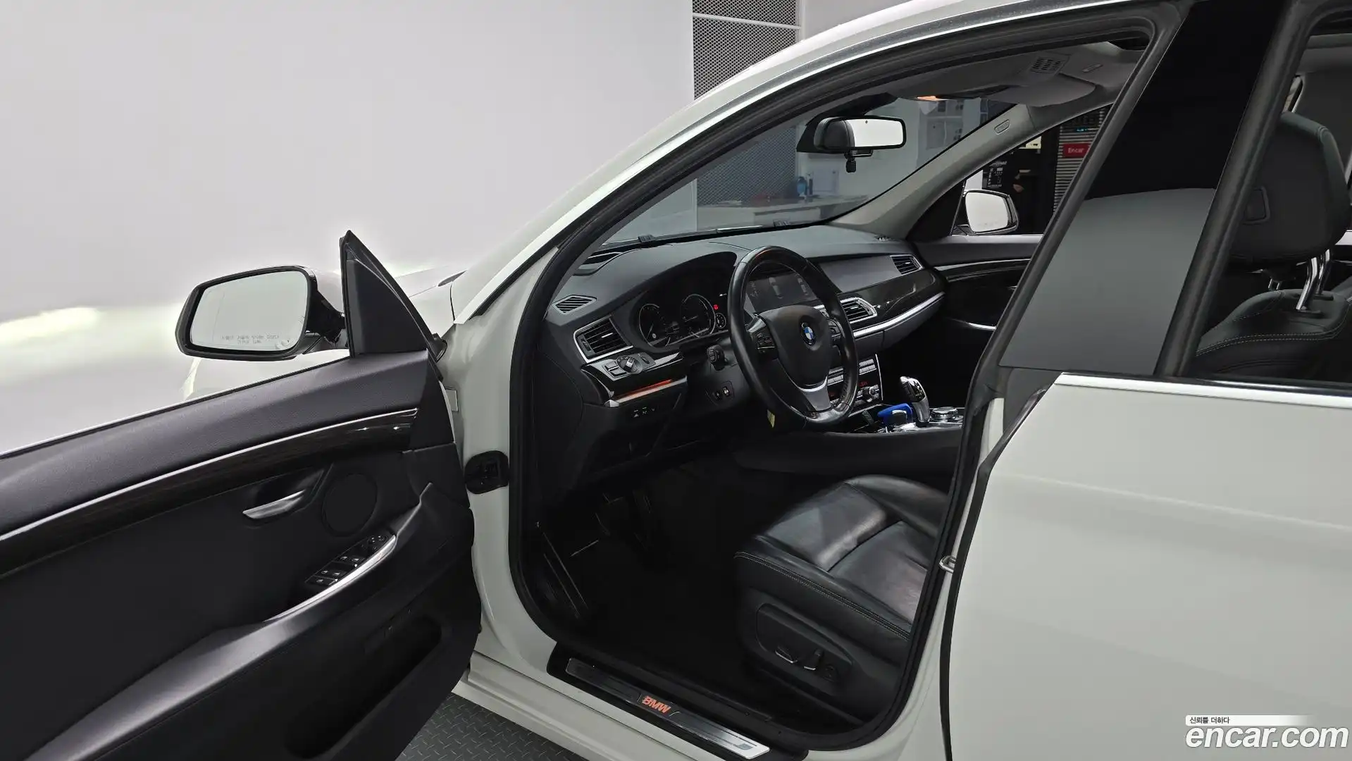 Gran Turismo BMW 2016.11-INNER-010