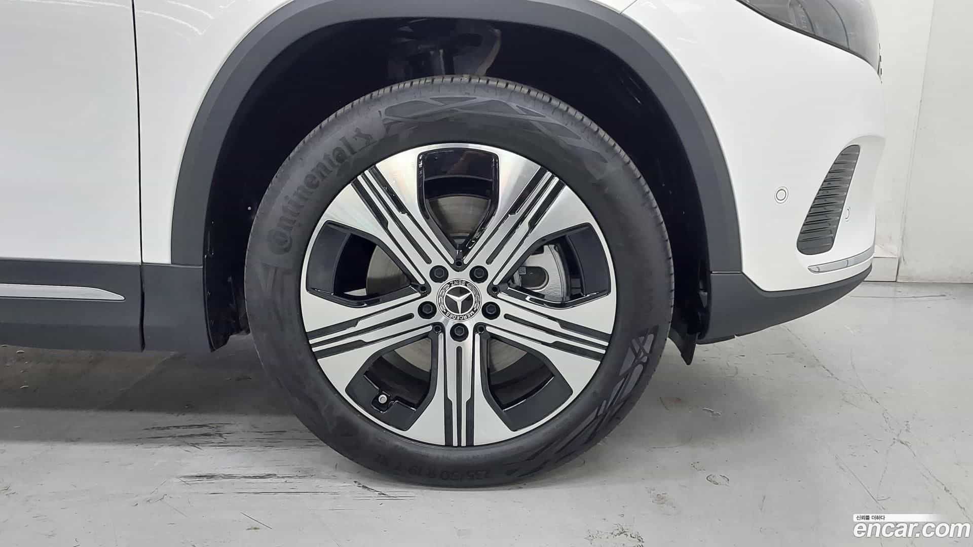 EQA Mercedes-Benz 2025.9-OUTER-005